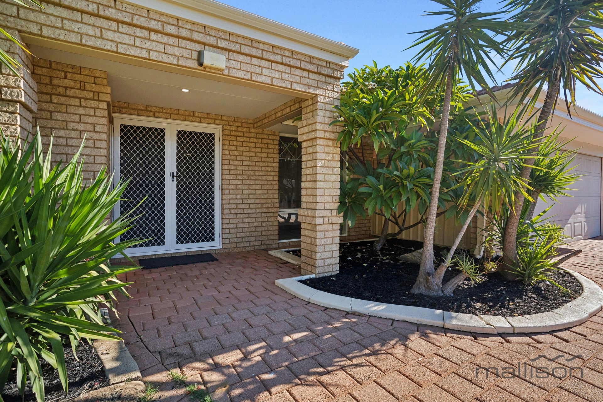 7 Karlak Close, Leda WA, Leda - Thumbnail 2