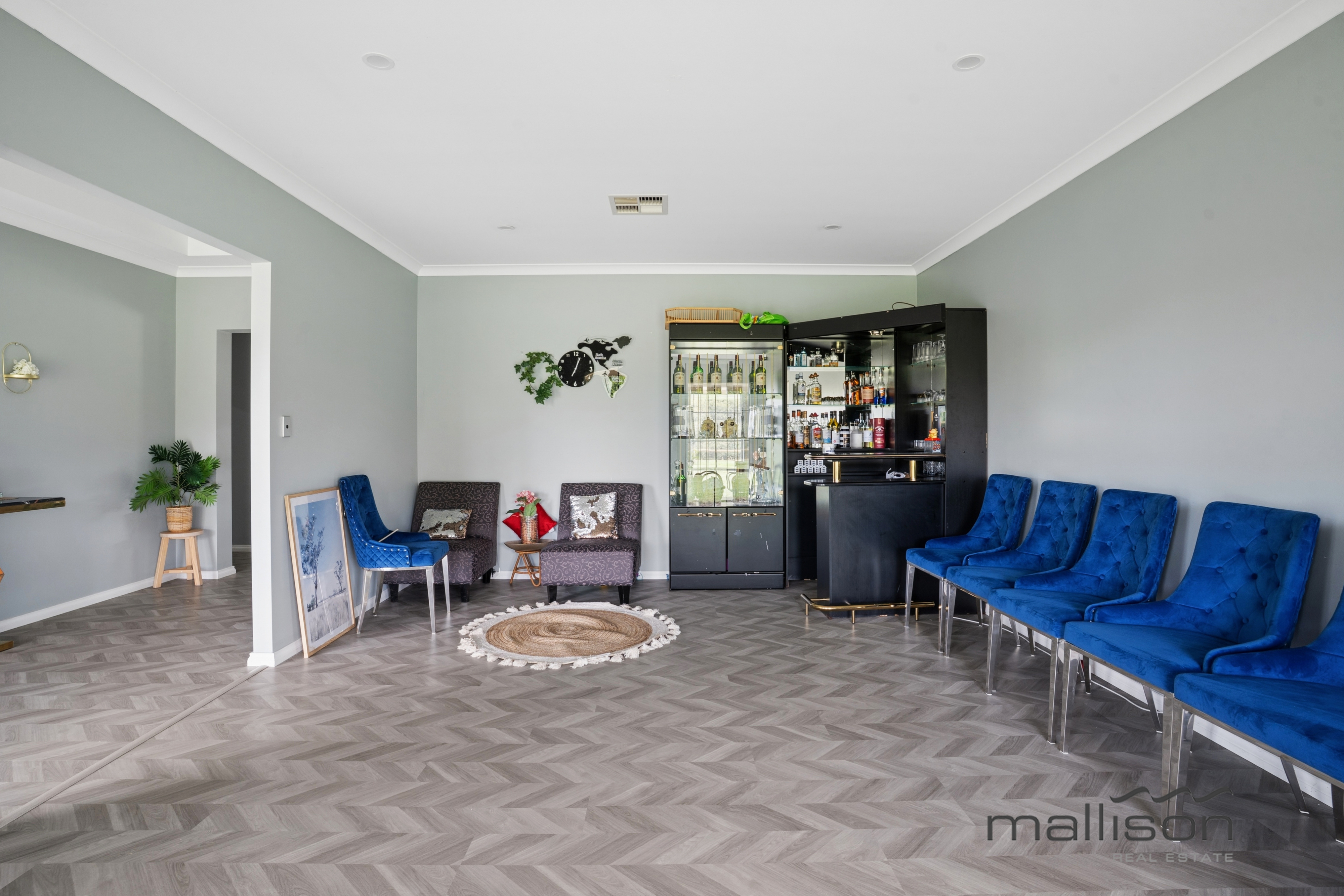 39 Holstein Court, Oakford WA, Oakford - Thumbnail 4
