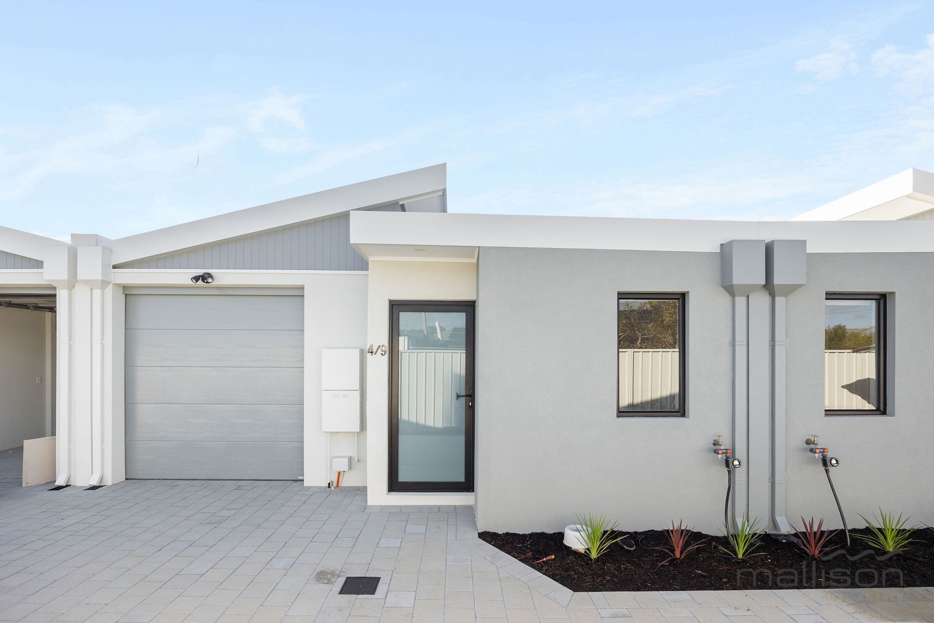 9 Curan Street, Coolbellup WA, Coolbellup - Image 1