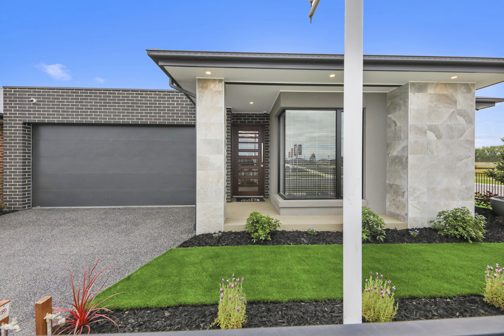 Lot 2630 Ambition Way (Five Farms Estate), Clyde North