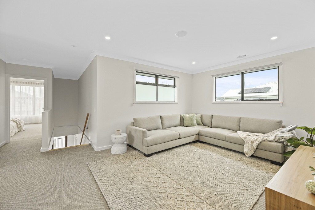 Lot 2910 Redfield Street (Smiths Lane Estate), Clyde North