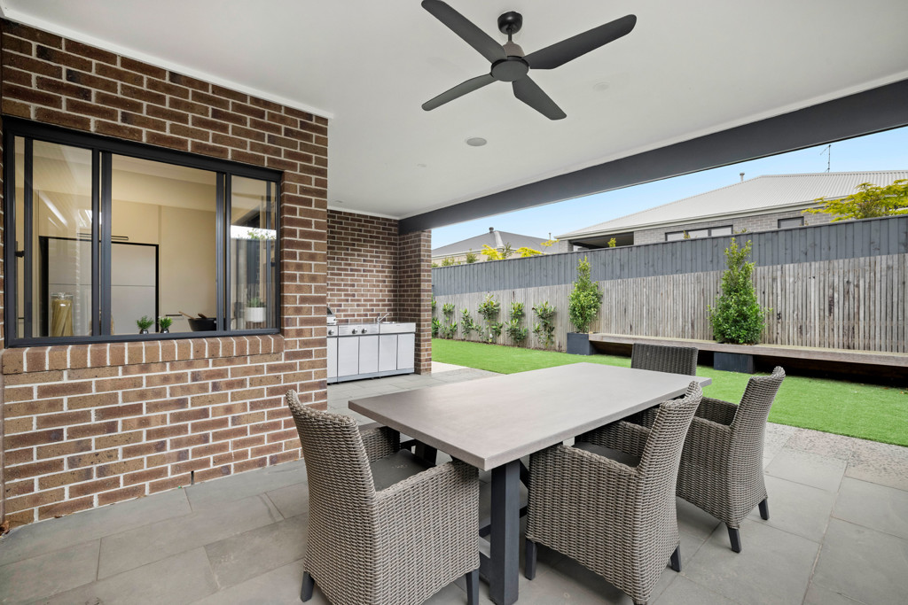 Lot 234 Topiary Street (Maple Grove Estate), Pakenham