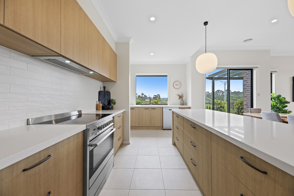 Lot 1008 Simmental Street (Ferntree Ridge Estate), Drouin