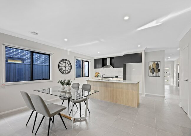 Lot 1031 Borthwick Parade (Five Farms), Clyde North