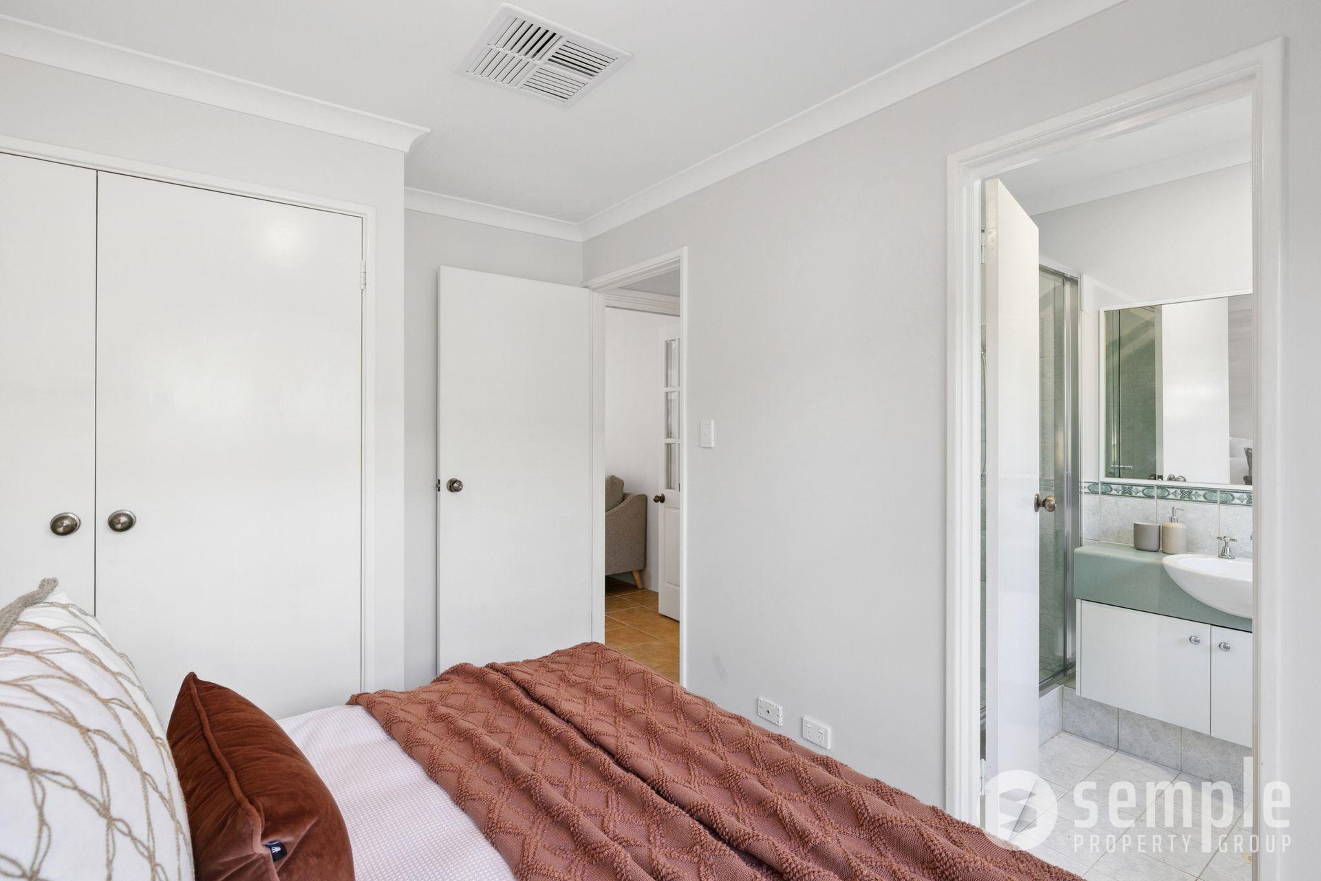 4 Ashmore Avenue, Canning Vale WA 6155 - 24