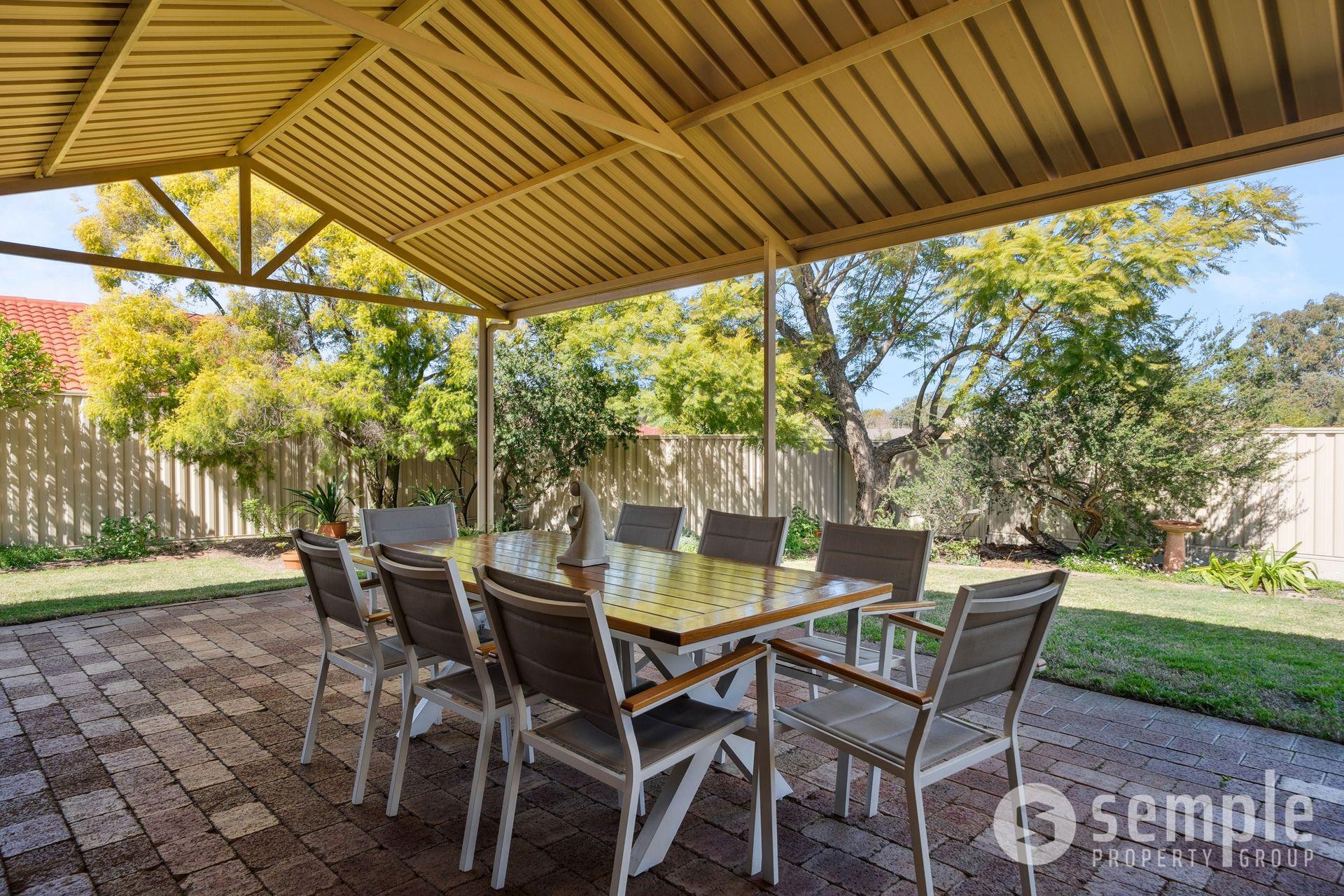 2 Peak Court, Leeming WA 6149 - 26