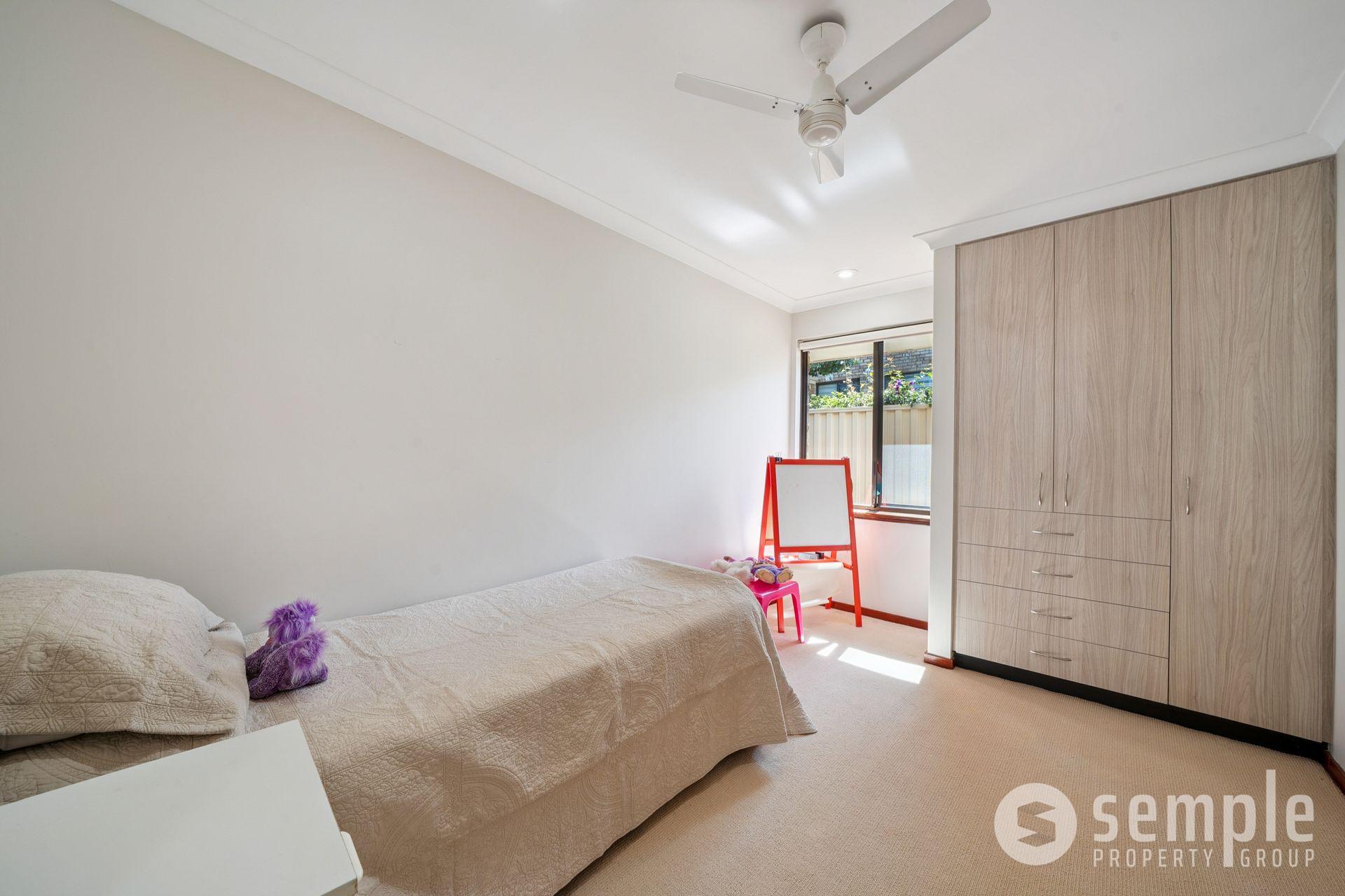 2 Peak Court, Leeming WA 6149 - 21