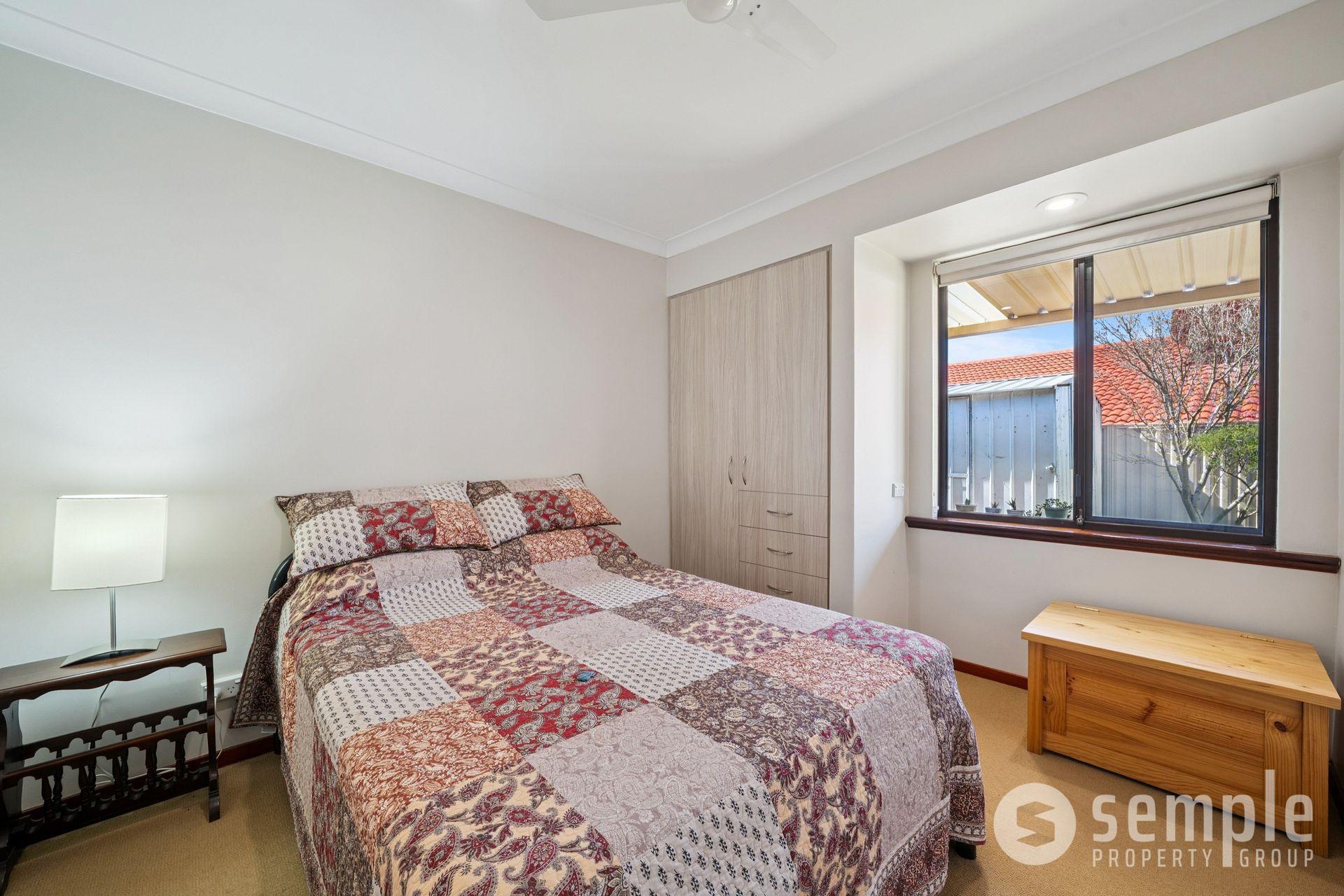 2 Peak Court, Leeming WA 6149 - 20