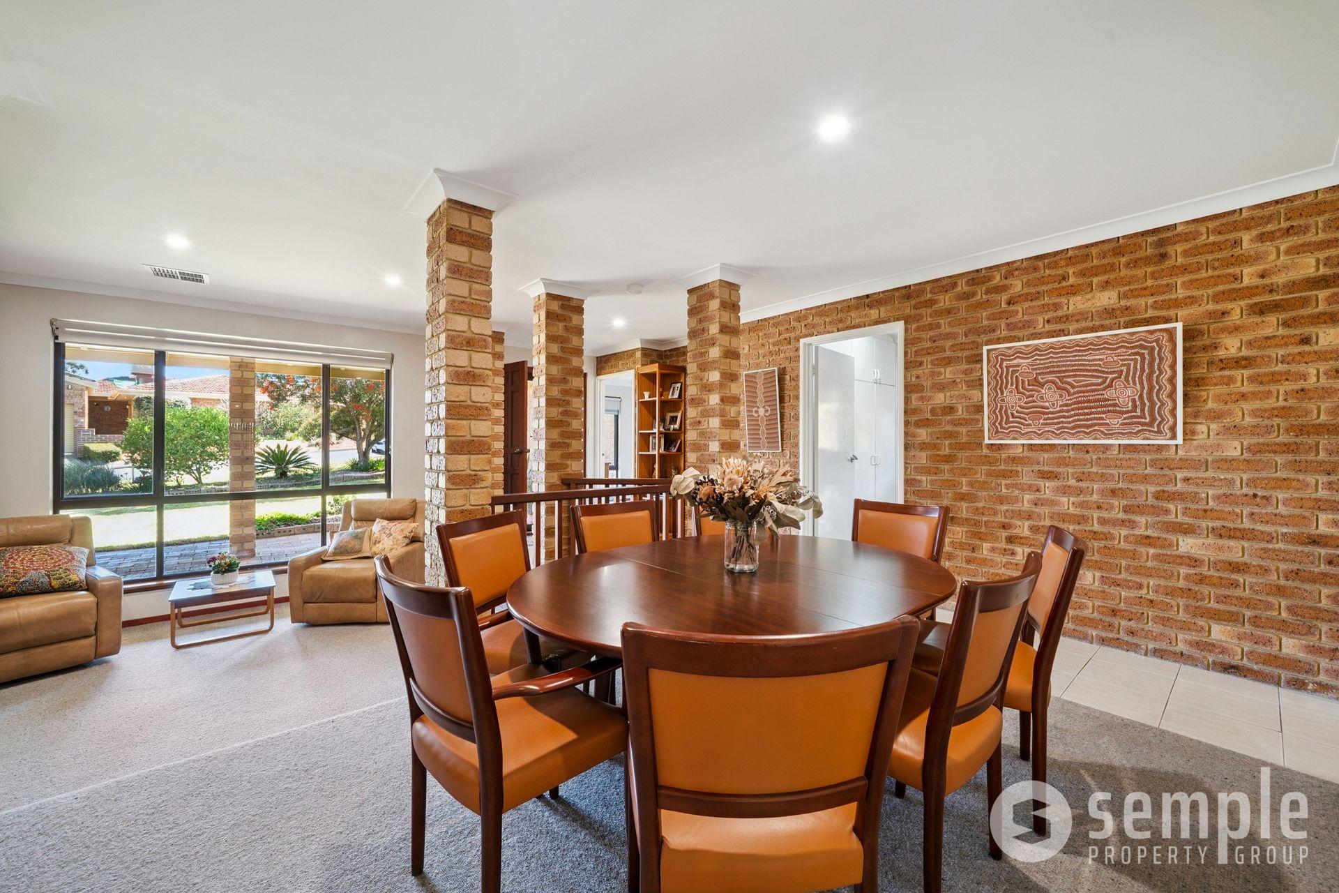 2 Peak Court, Leeming WA 6149 - 7