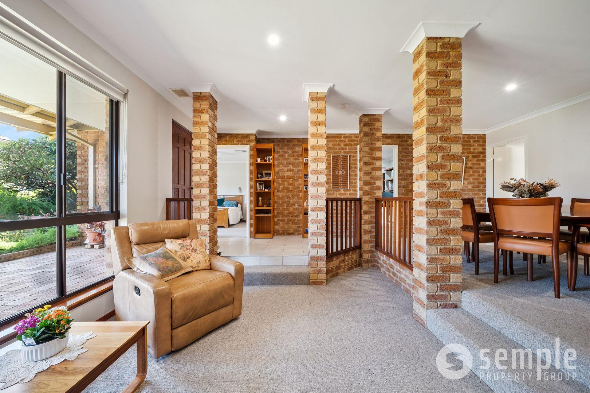 2 Peak Court, Leeming WA 6149 - 3