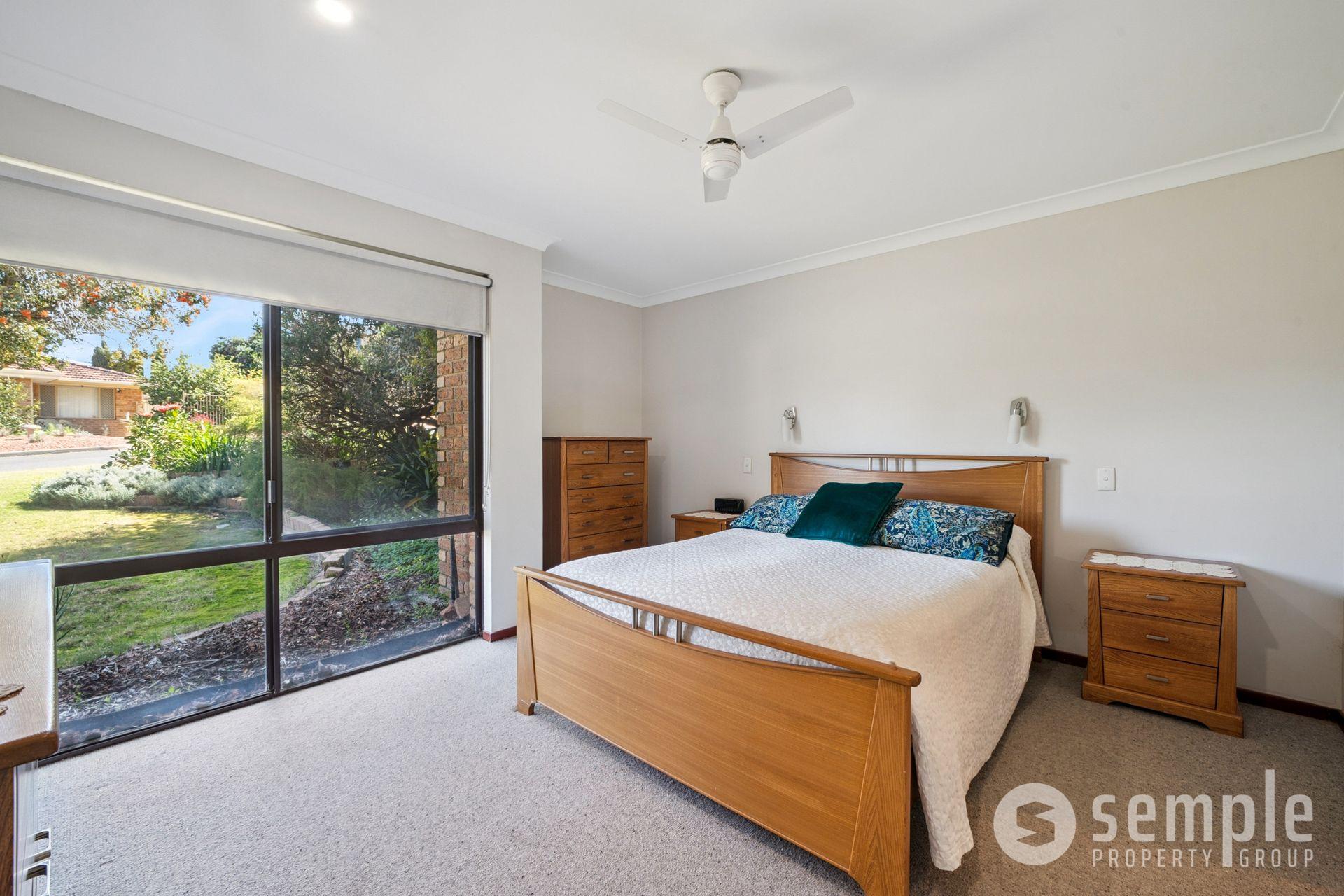 2 Peak Court, Leeming WA 6149 - 17