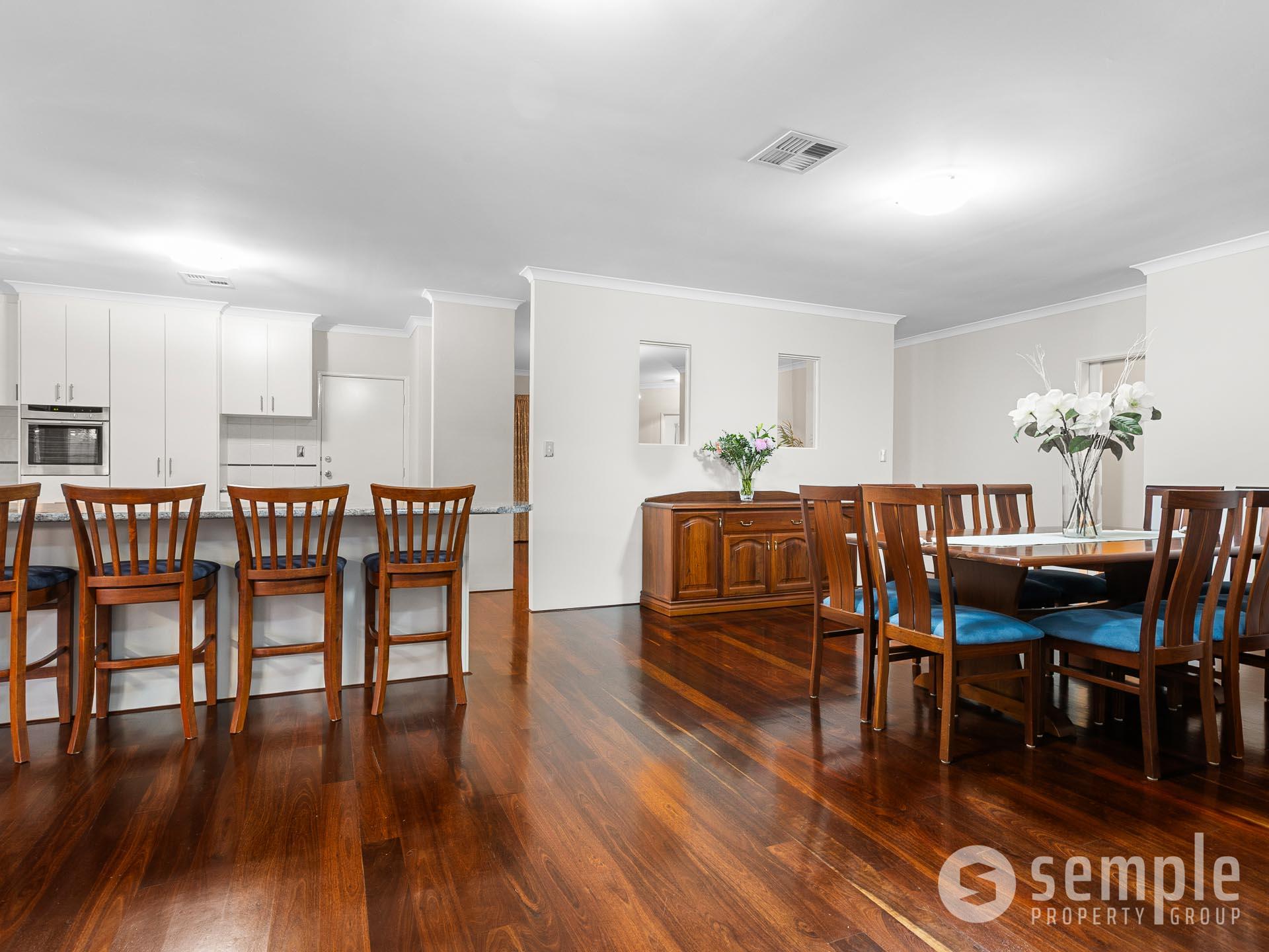 6 Flowergum Way, South Lake WA 6164 - 8