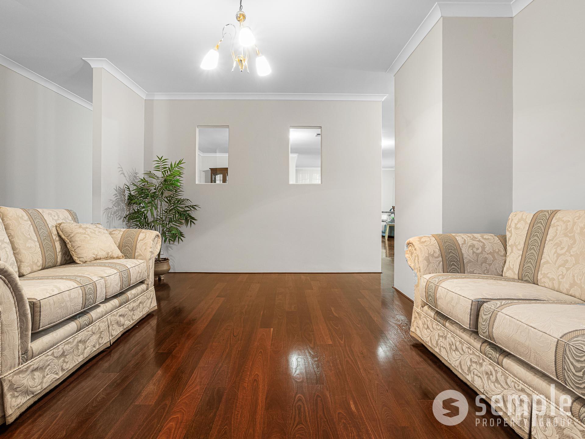6 Flowergum Way, South Lake WA 6164 - 2
