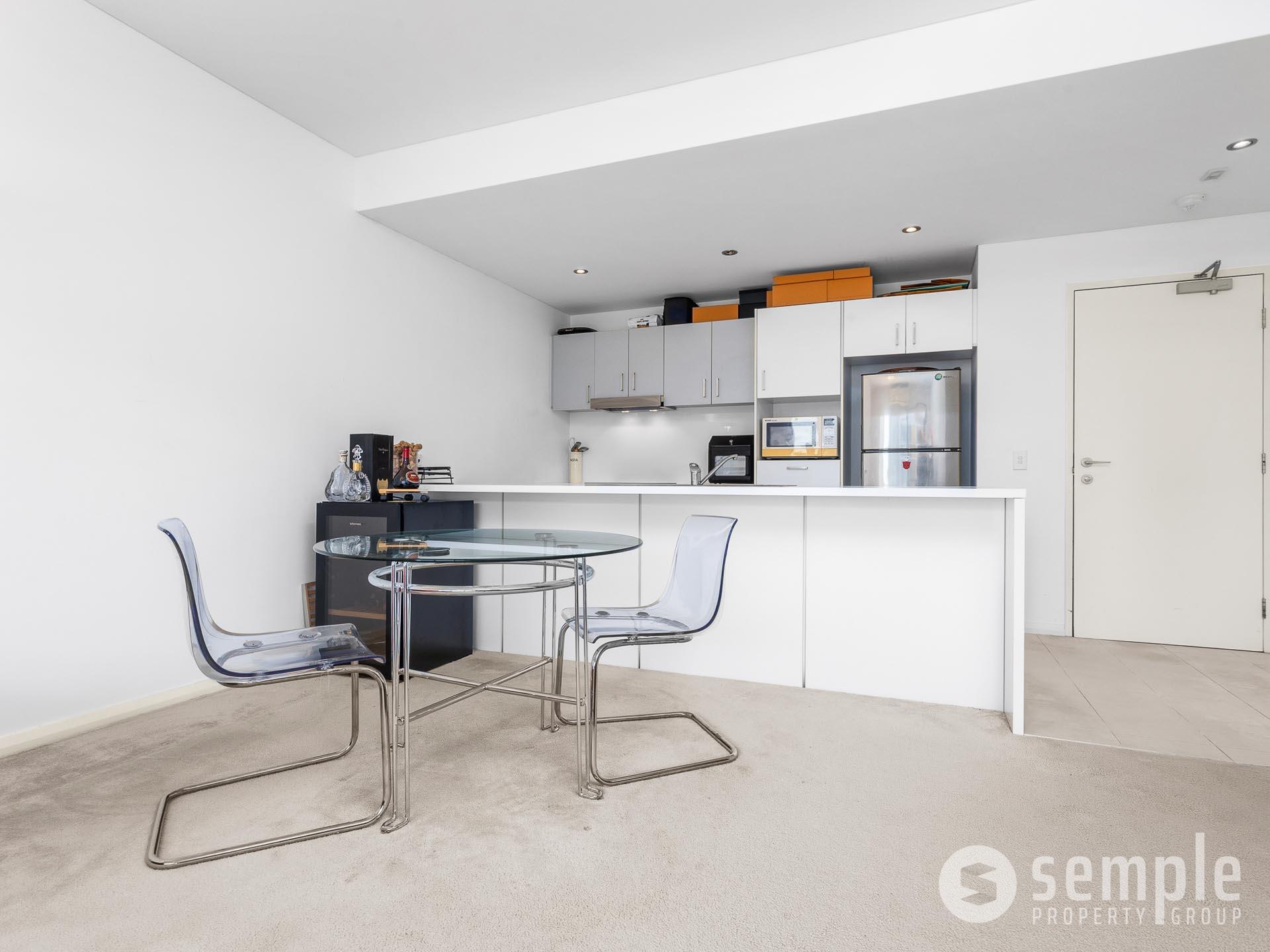 28/1 Stockton Bend, Cockburn Central WA 6164 - 4