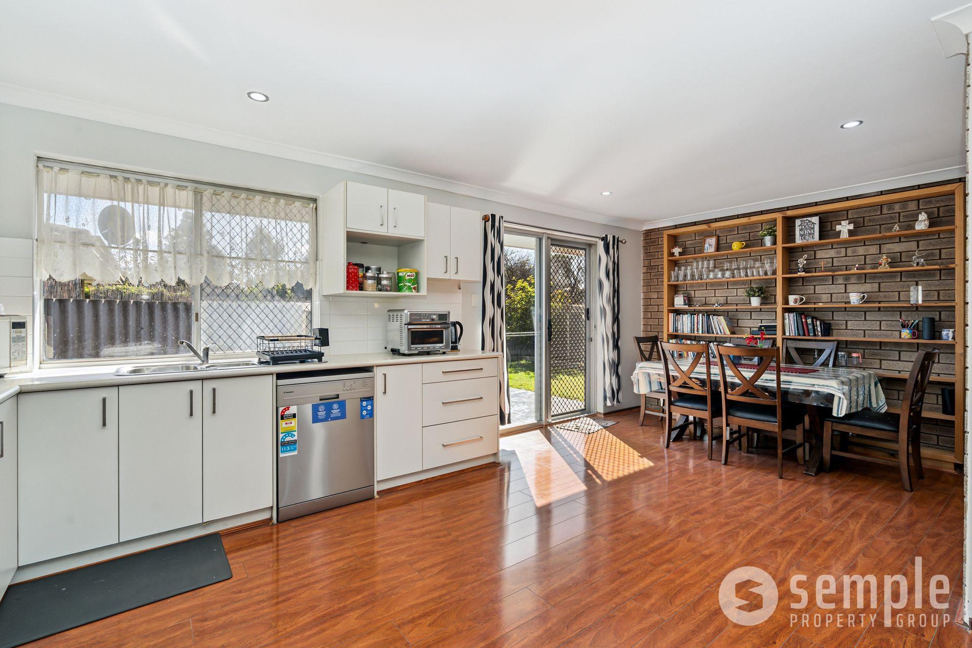 38 Silvertop Terrace, Willetton WA 6155 - 7