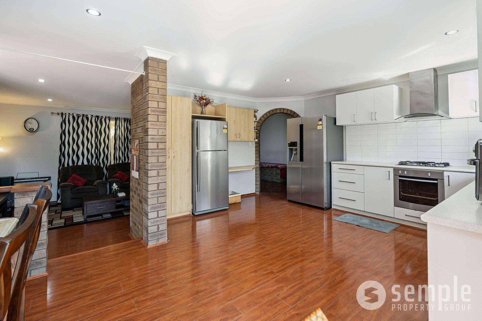 38 Silvertop Terrace, Willetton WA 6155 - 5