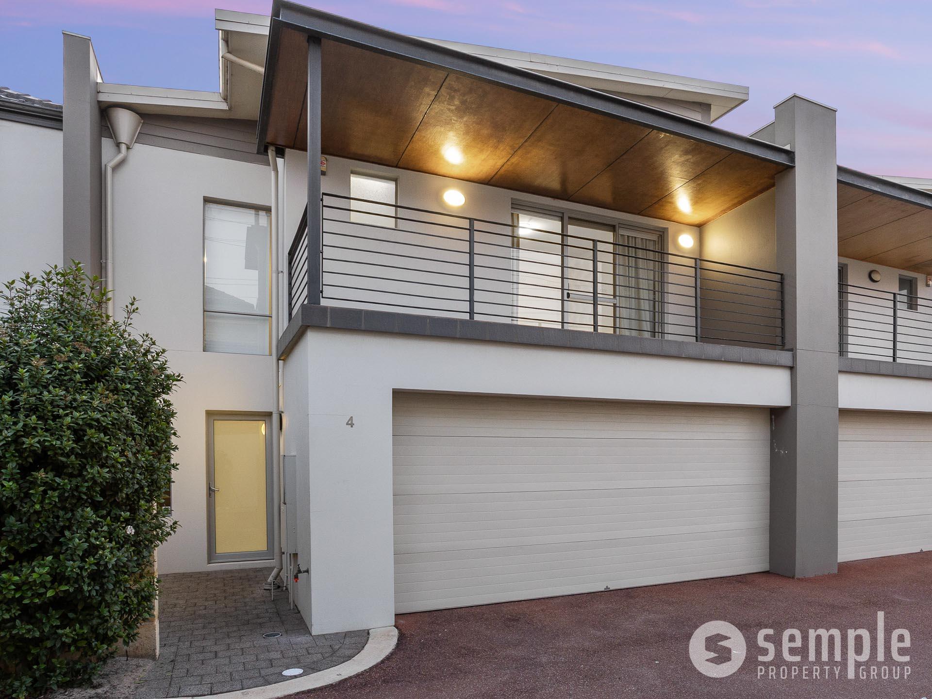 4/75 Baler Court, Hammond Park WA 6164 - 0