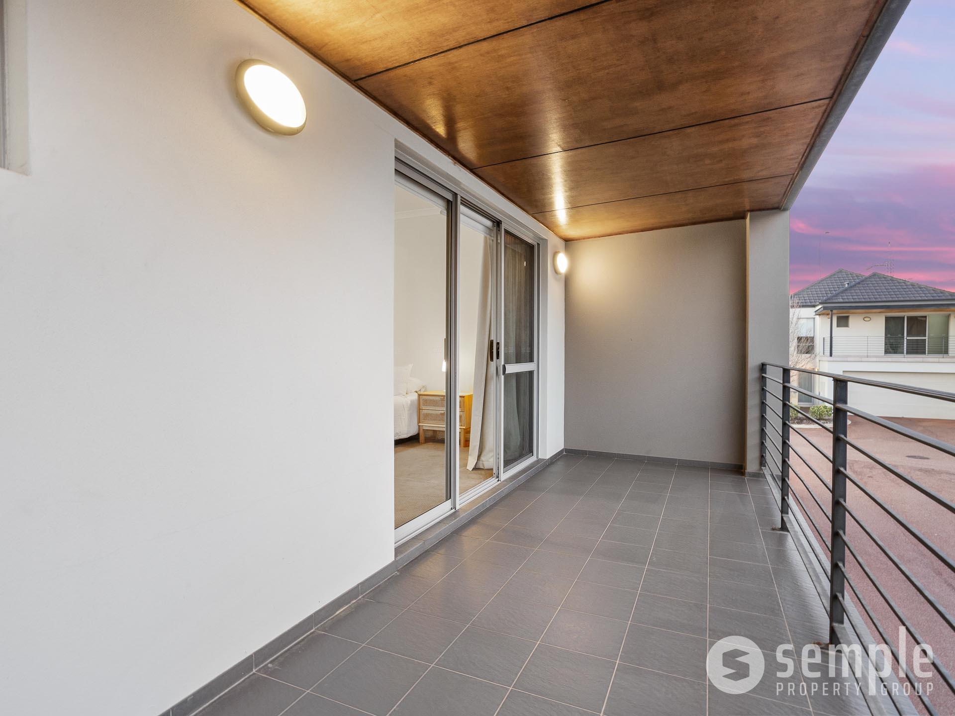 4/75 Baler Court, Hammond Park WA 6164 - 23