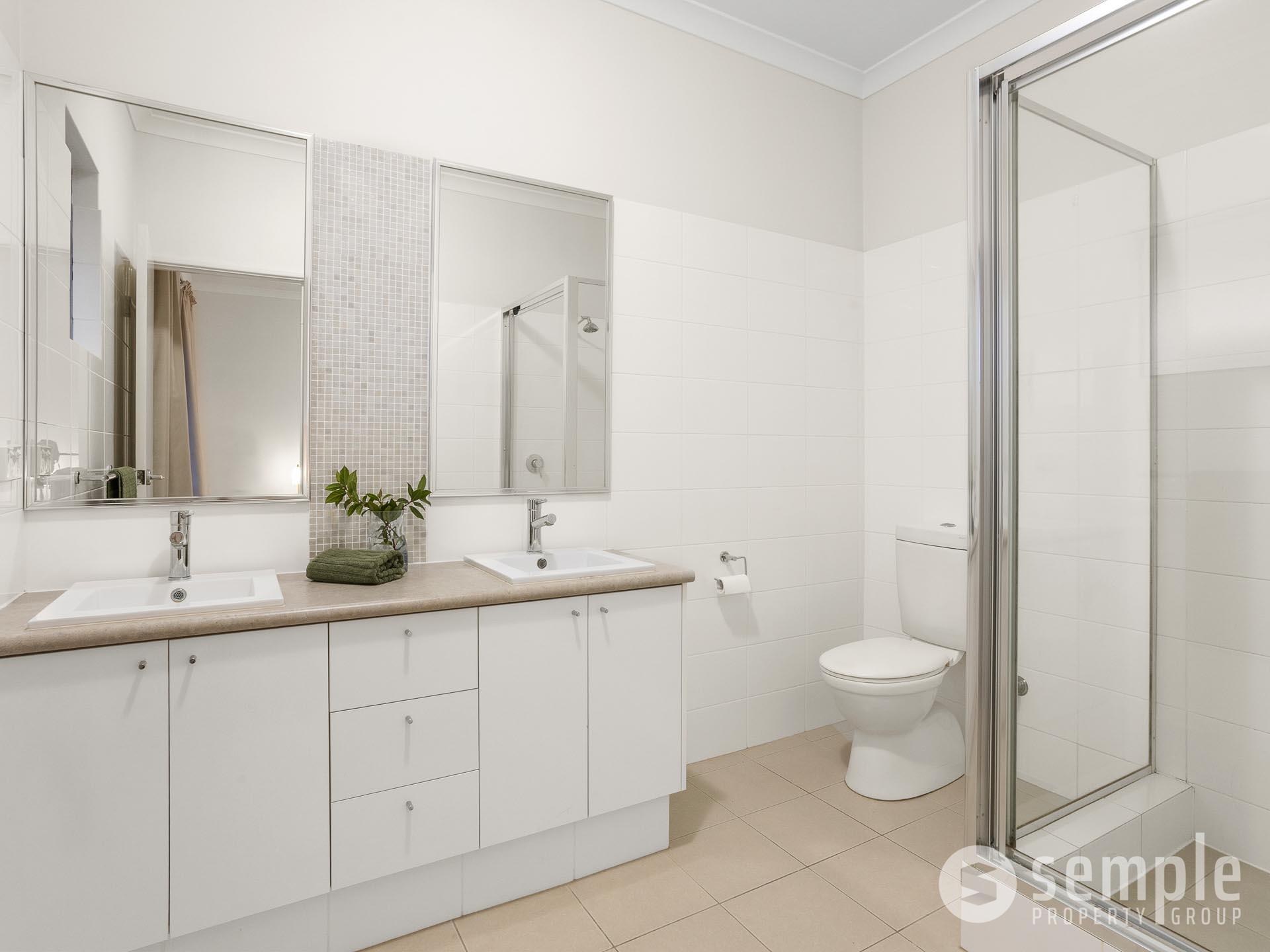 4/75 Baler Court, Hammond Park WA 6164 - 17