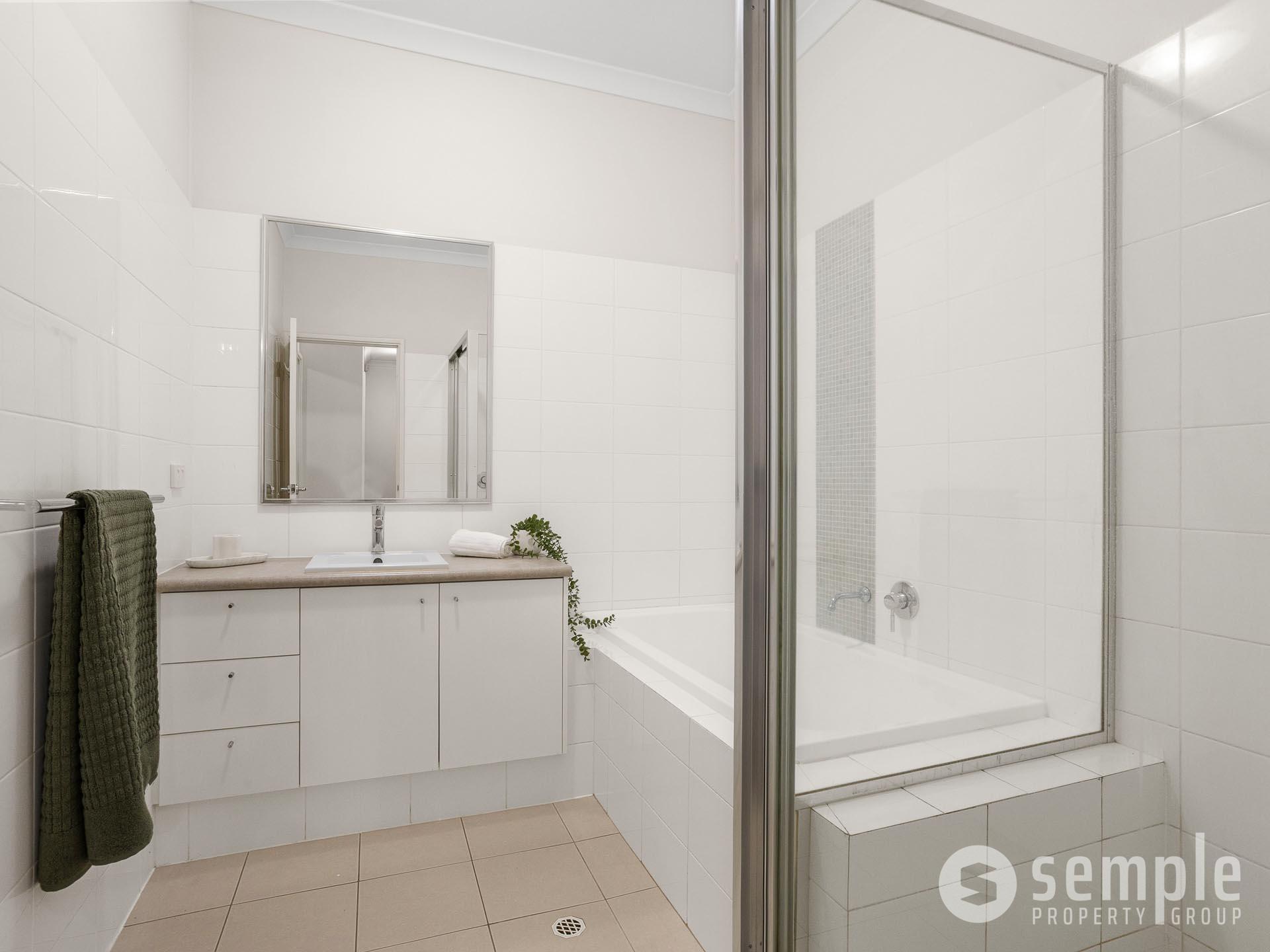 4/75 Baler Court, Hammond Park WA 6164 - 20