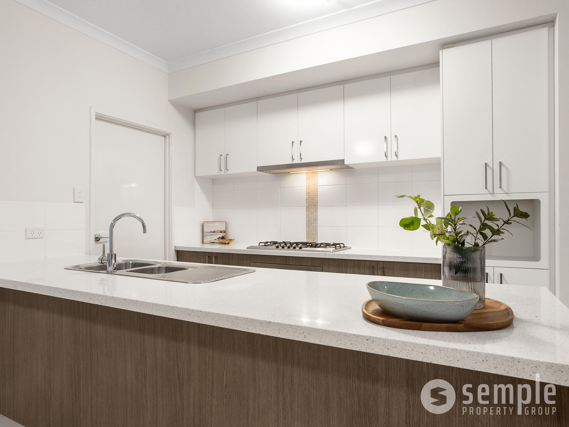 4/75 Baler Court, Hammond Park WA 6164 - 7