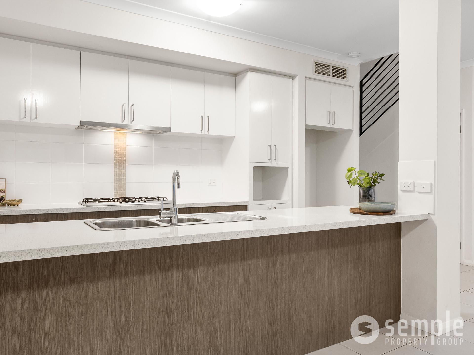 4/75 Baler Court, Hammond Park WA 6164 - 5