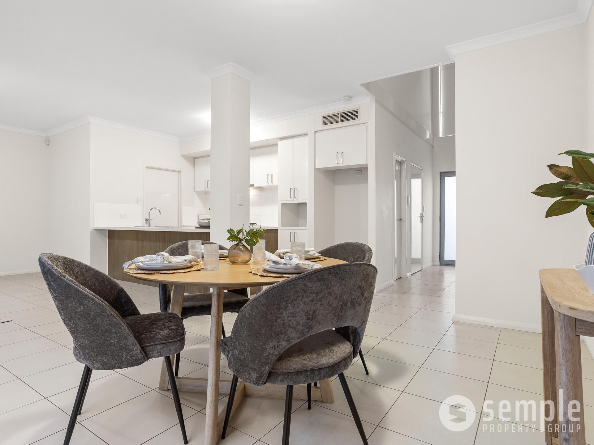 4/75 Baler Court, Hammond Park WA 6164 - 9