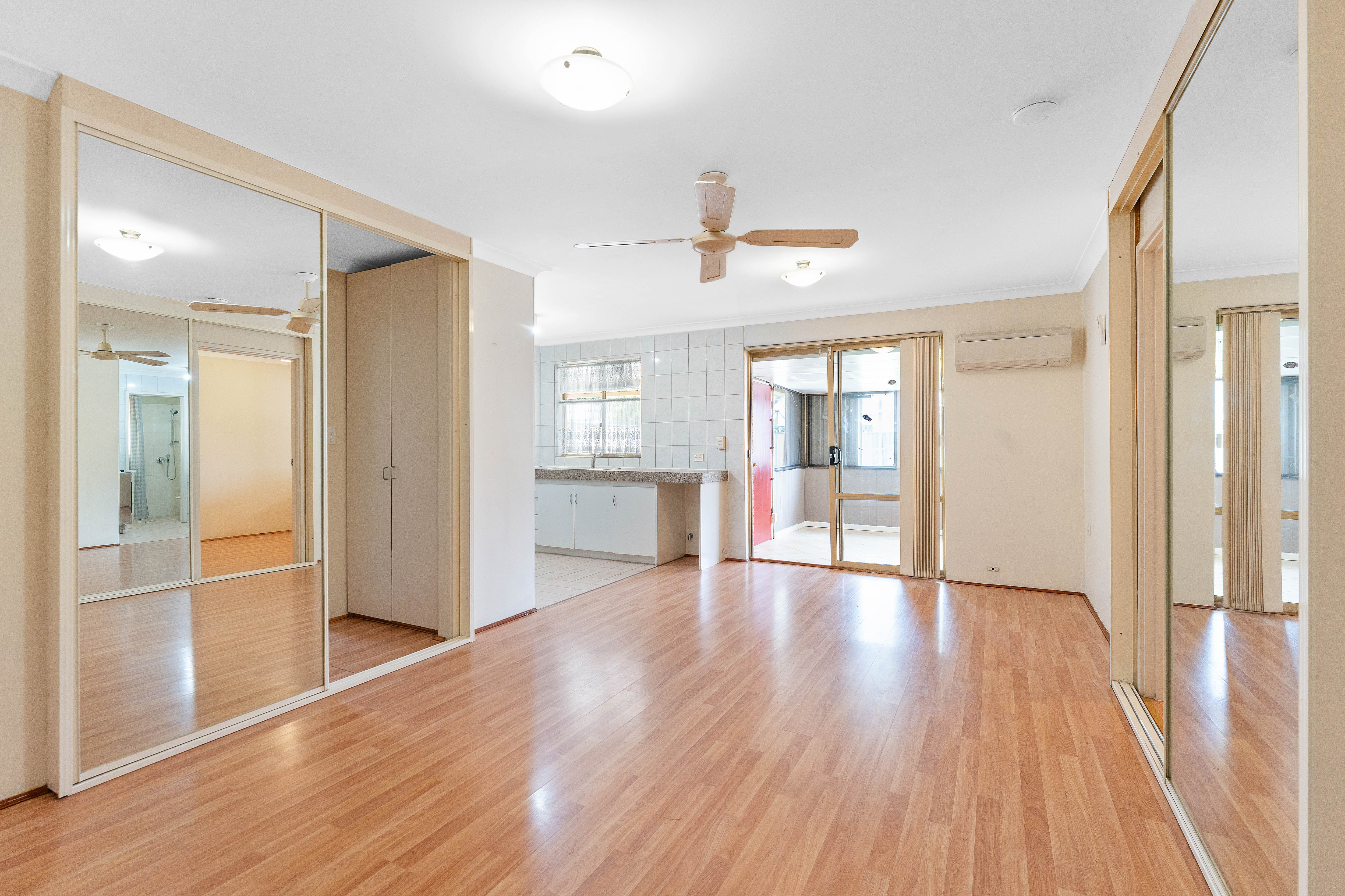 18 Labyrinth Way, South Lake WA 6164 - 17