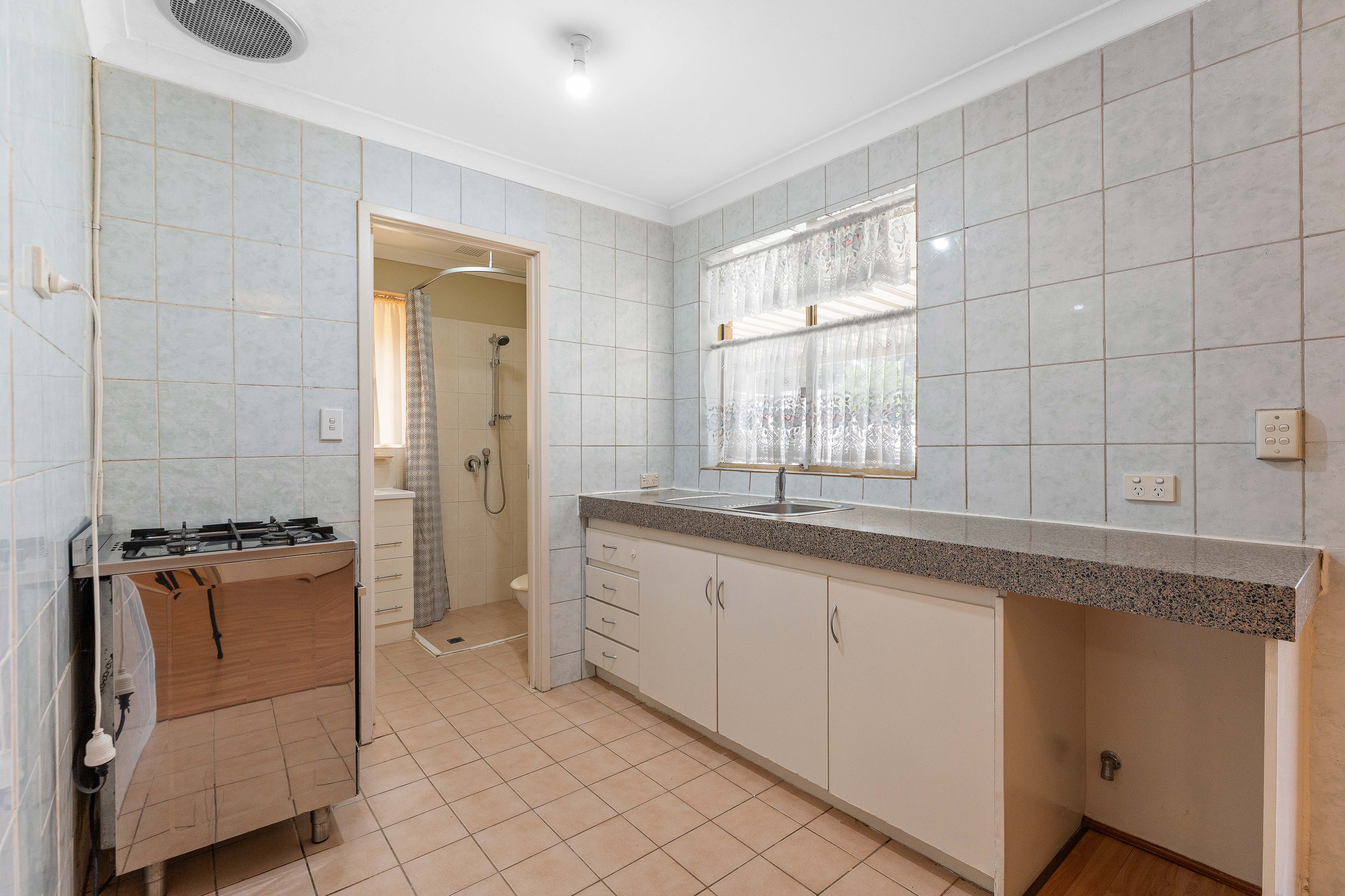 18 Labyrinth Way, South Lake WA 6164 - 8