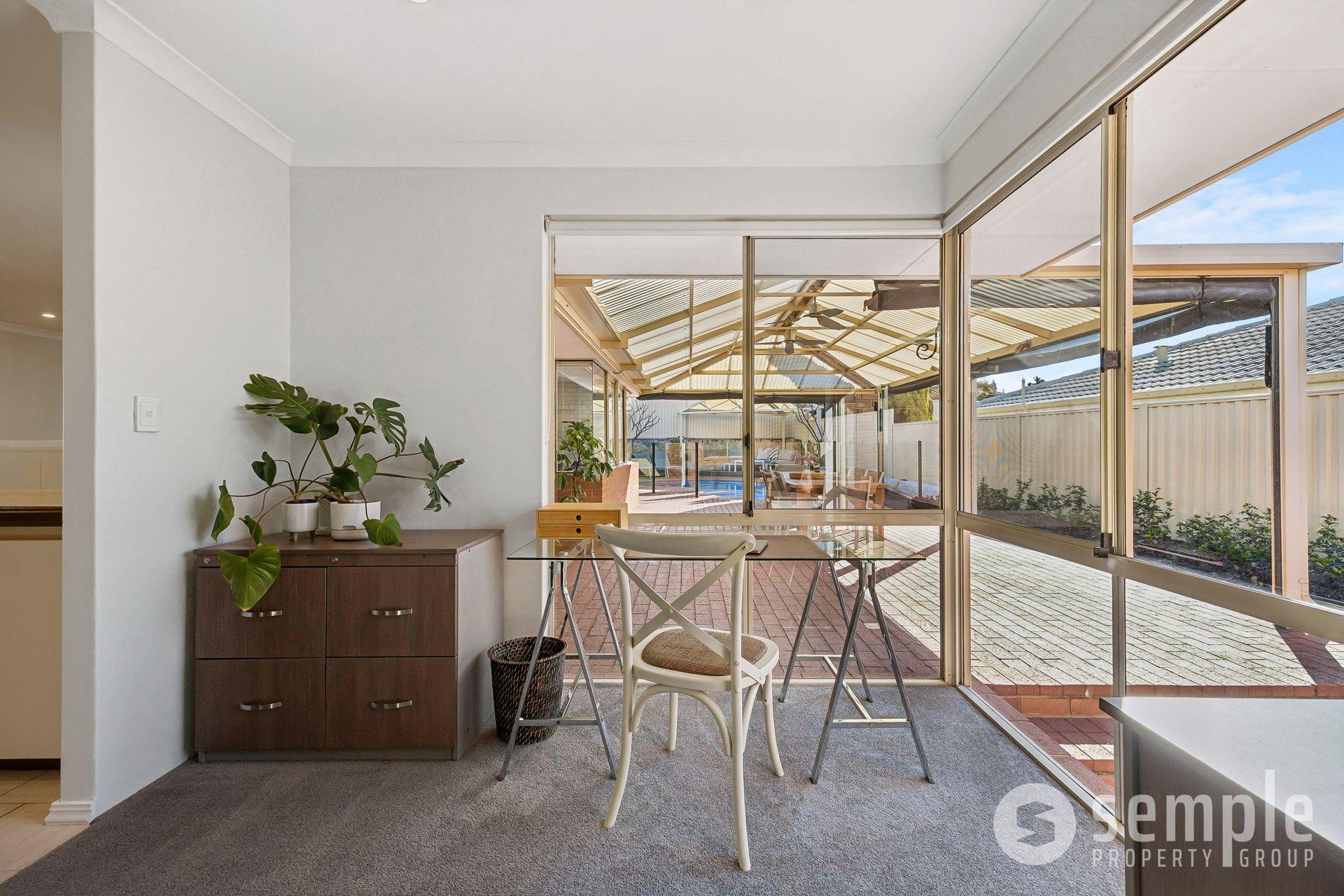 15 Brandwood Gardens, Leeming WA 6149 - 3