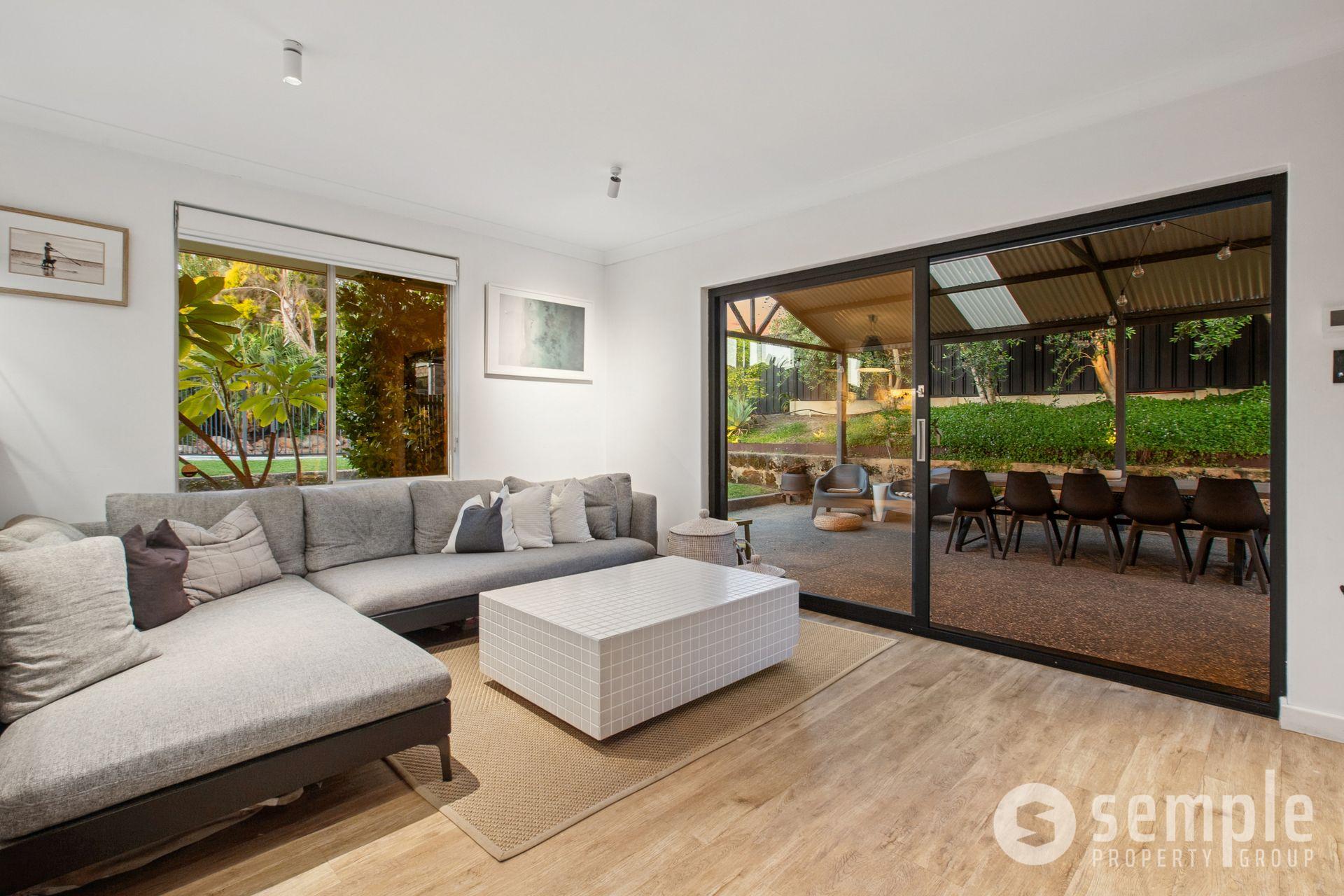 17 Meadow Grove, Leeming WA 6149 - 15