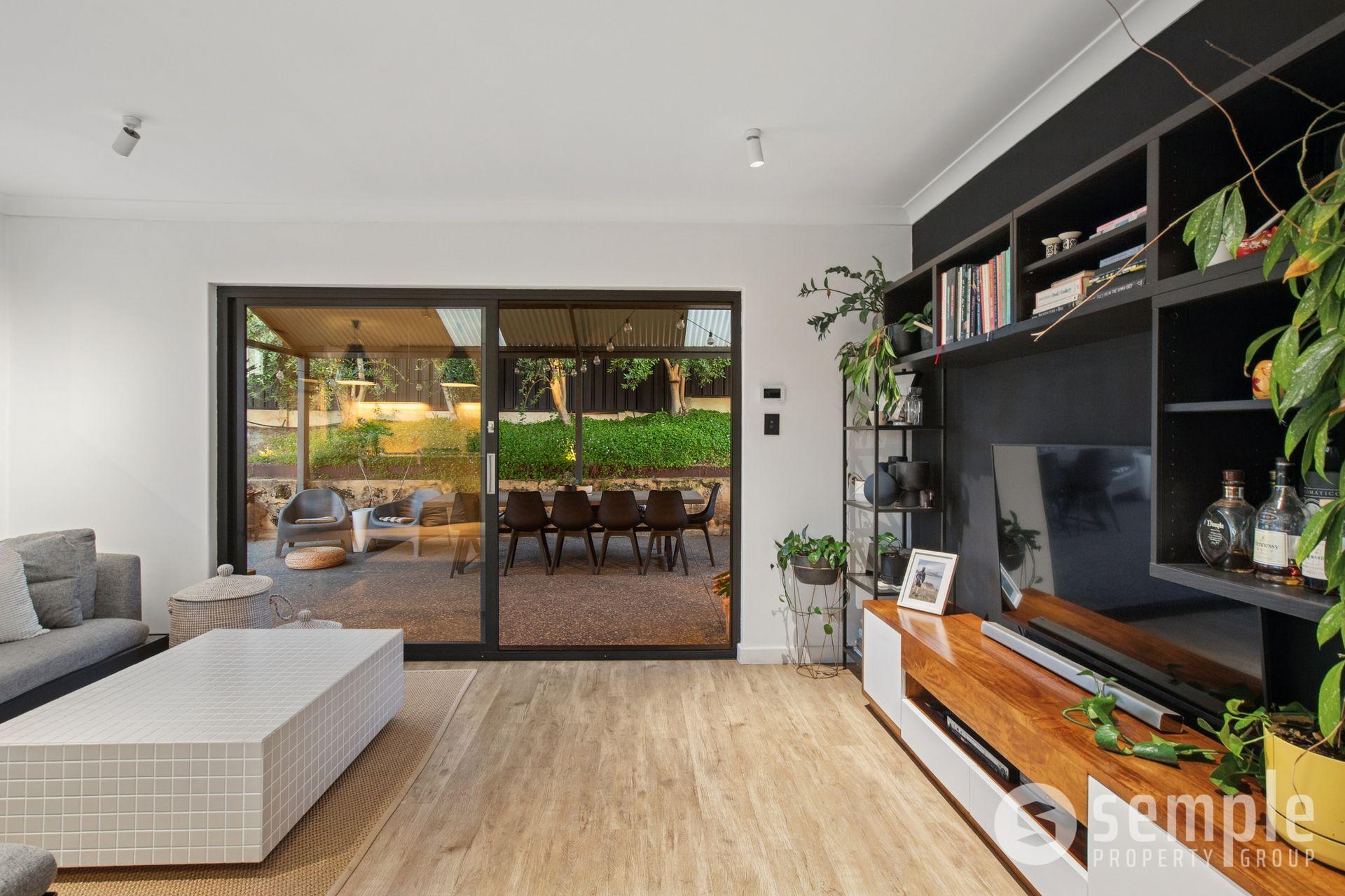 17 Meadow Grove, Leeming WA 6149 - 14