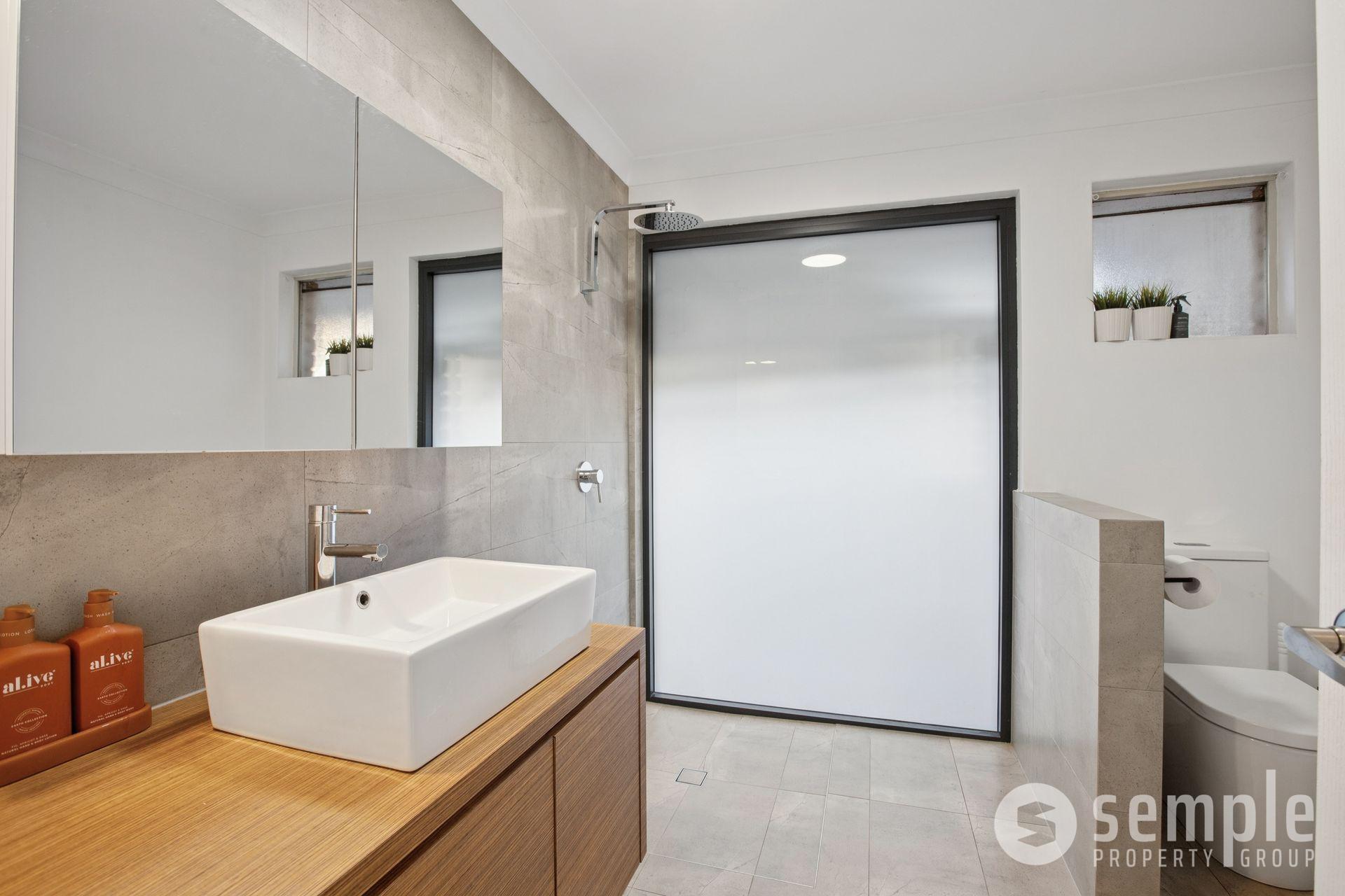 17 Meadow Grove, Leeming WA 6149 - 23