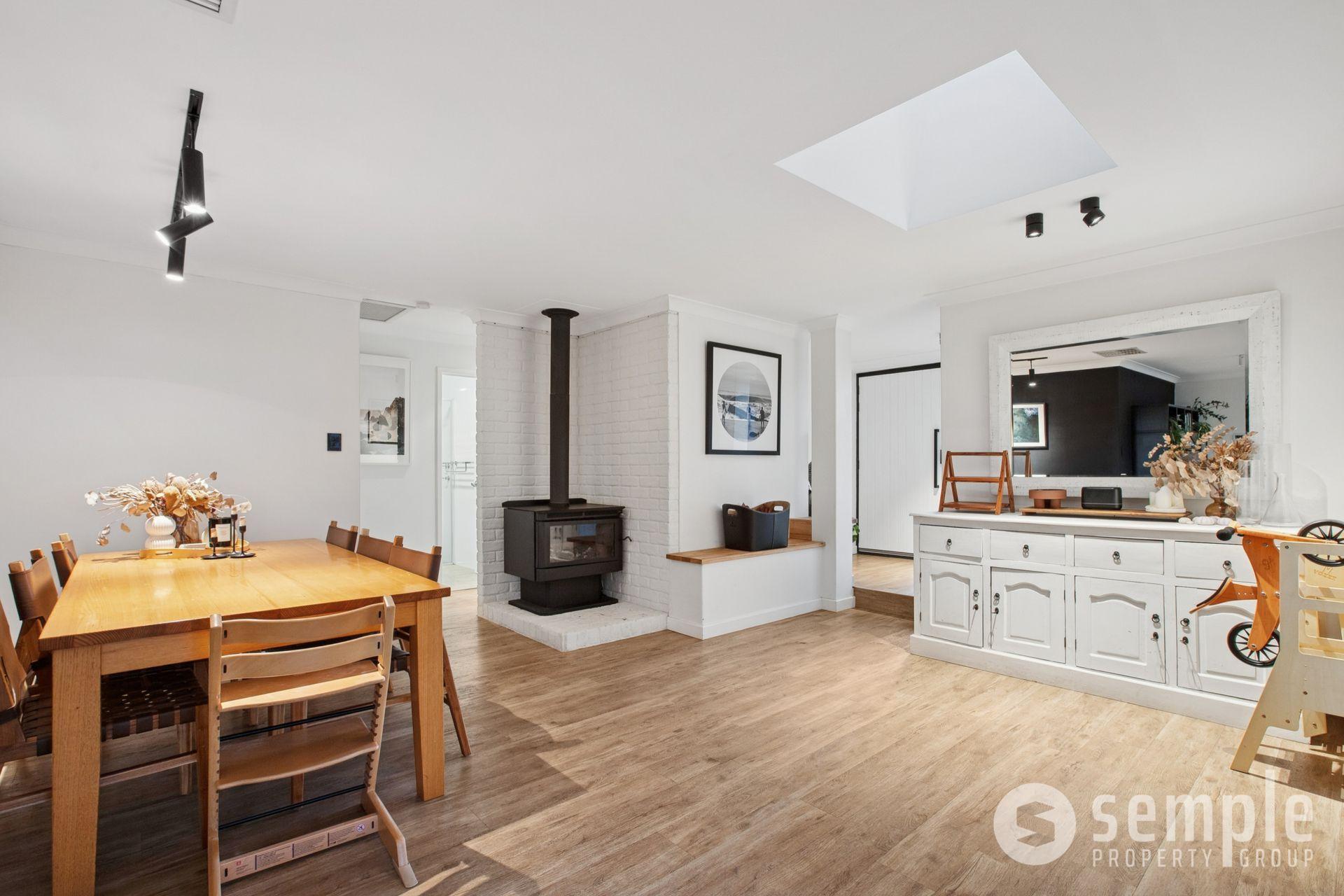 17 Meadow Grove, Leeming WA 6149 - 6
