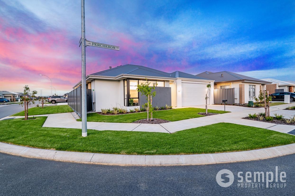 37 Percheron Circuit, Forrestdale WA 6112 - 2