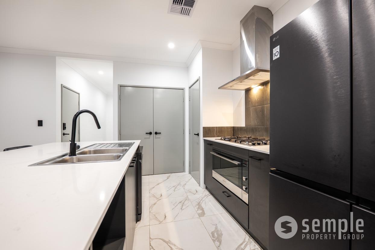 37 Percheron Circuit, Forrestdale WA 6112 - 6