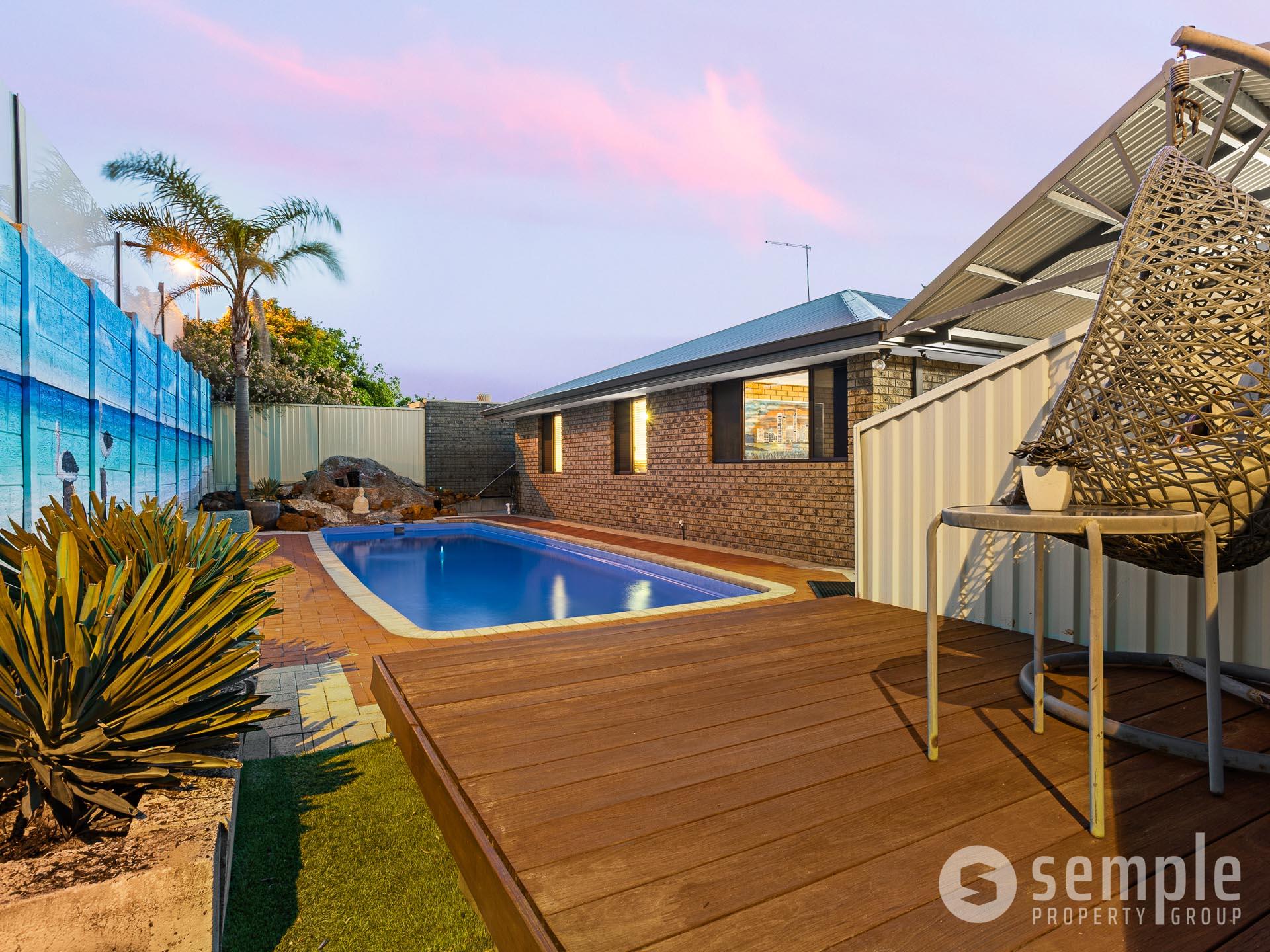 15 McLernon Place, South Lake WA 6164 - 17
