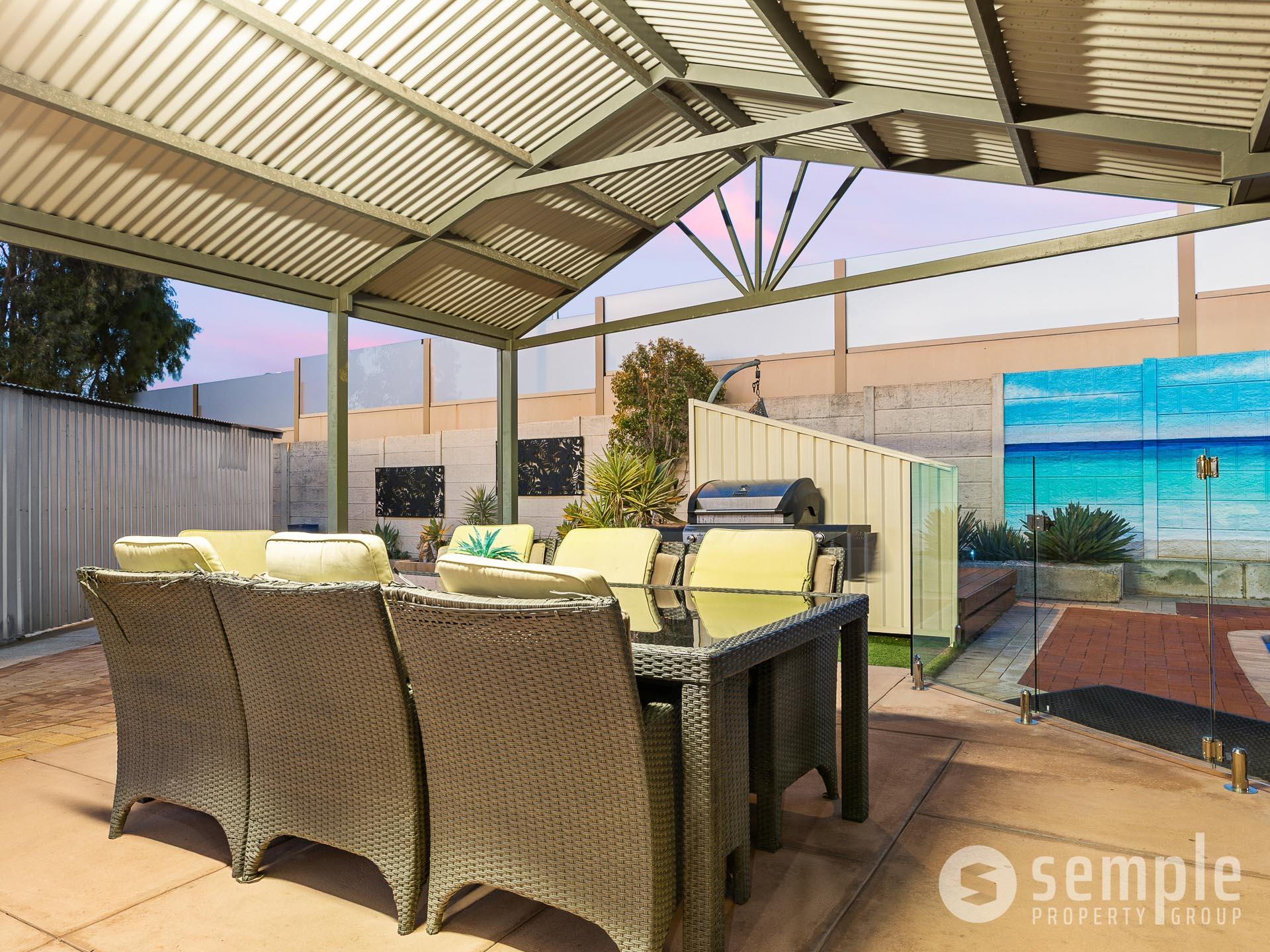 15 McLernon Place, South Lake WA 6164 - 20