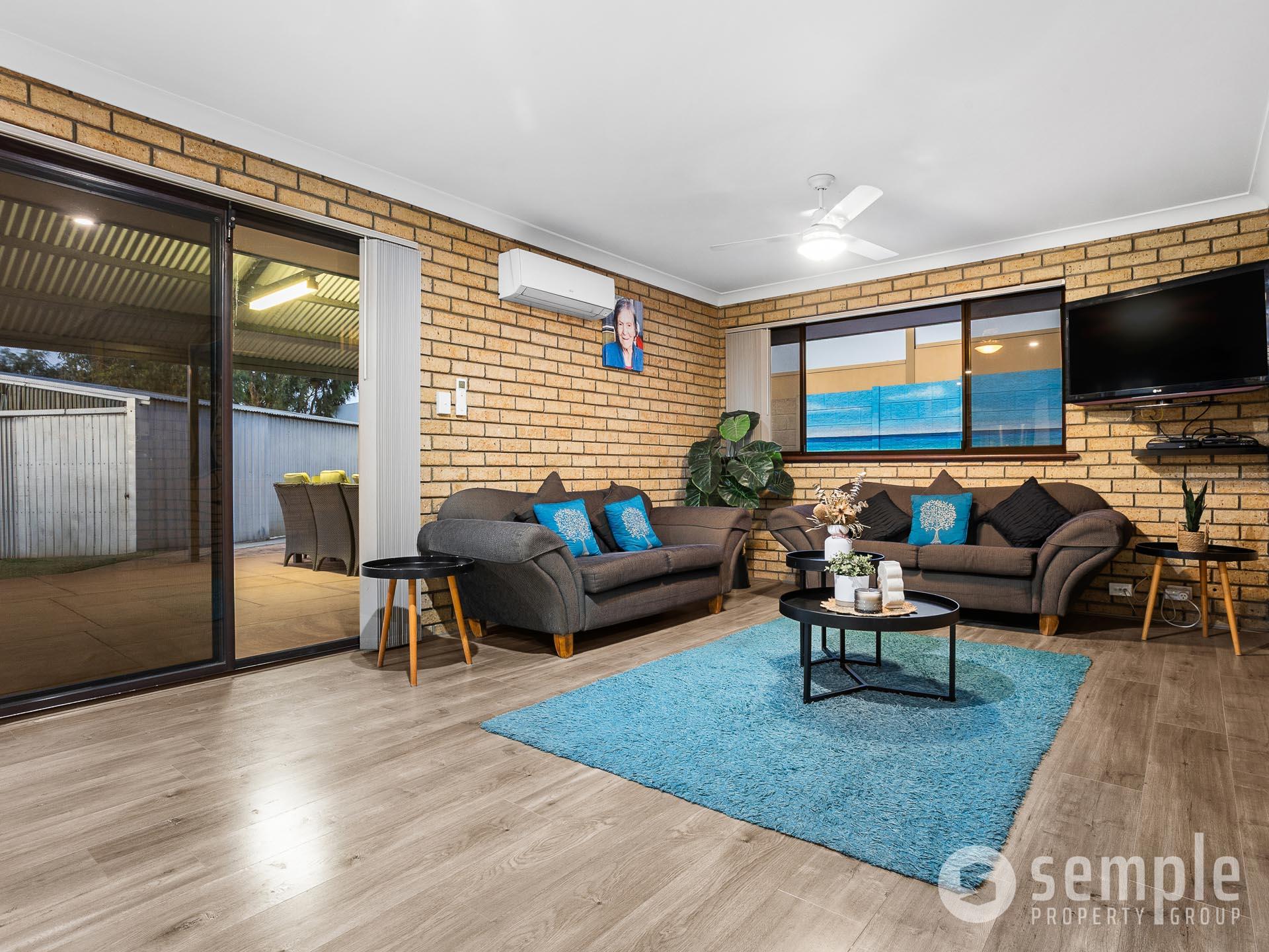 15 McLernon Place, South Lake WA 6164 - 5