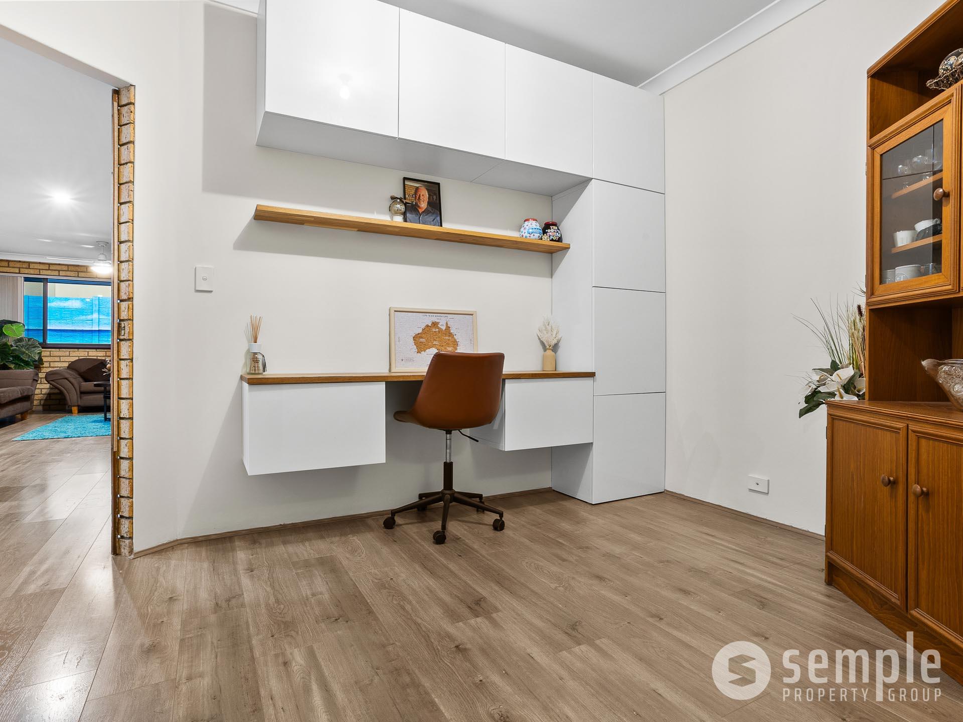 15 McLernon Place, South Lake WA 6164 - 7
