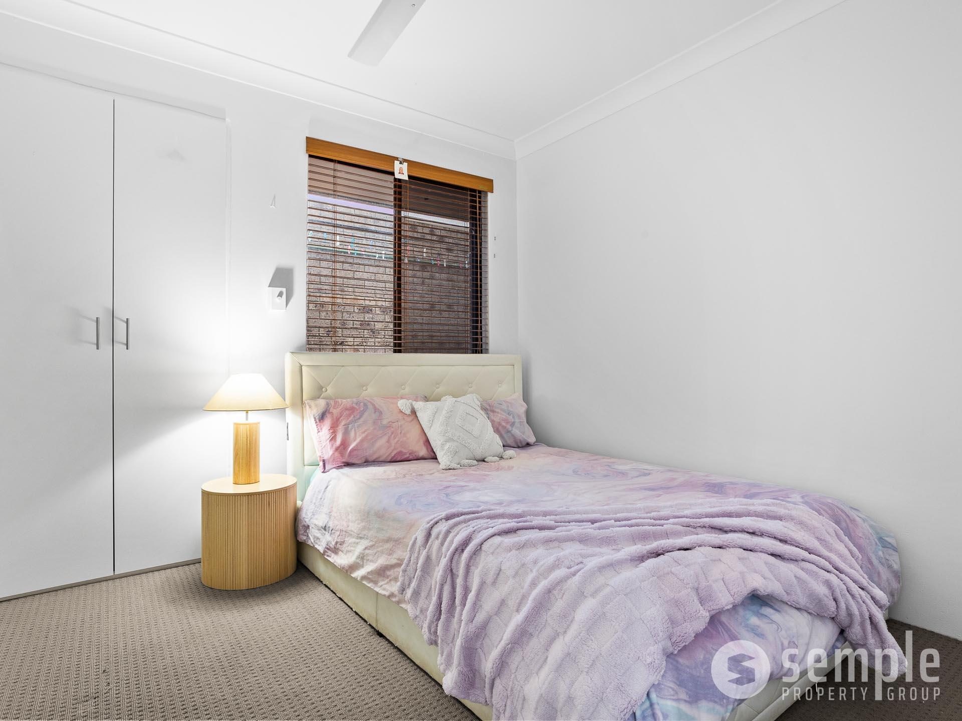 15 McLernon Place, South Lake WA 6164 - 12