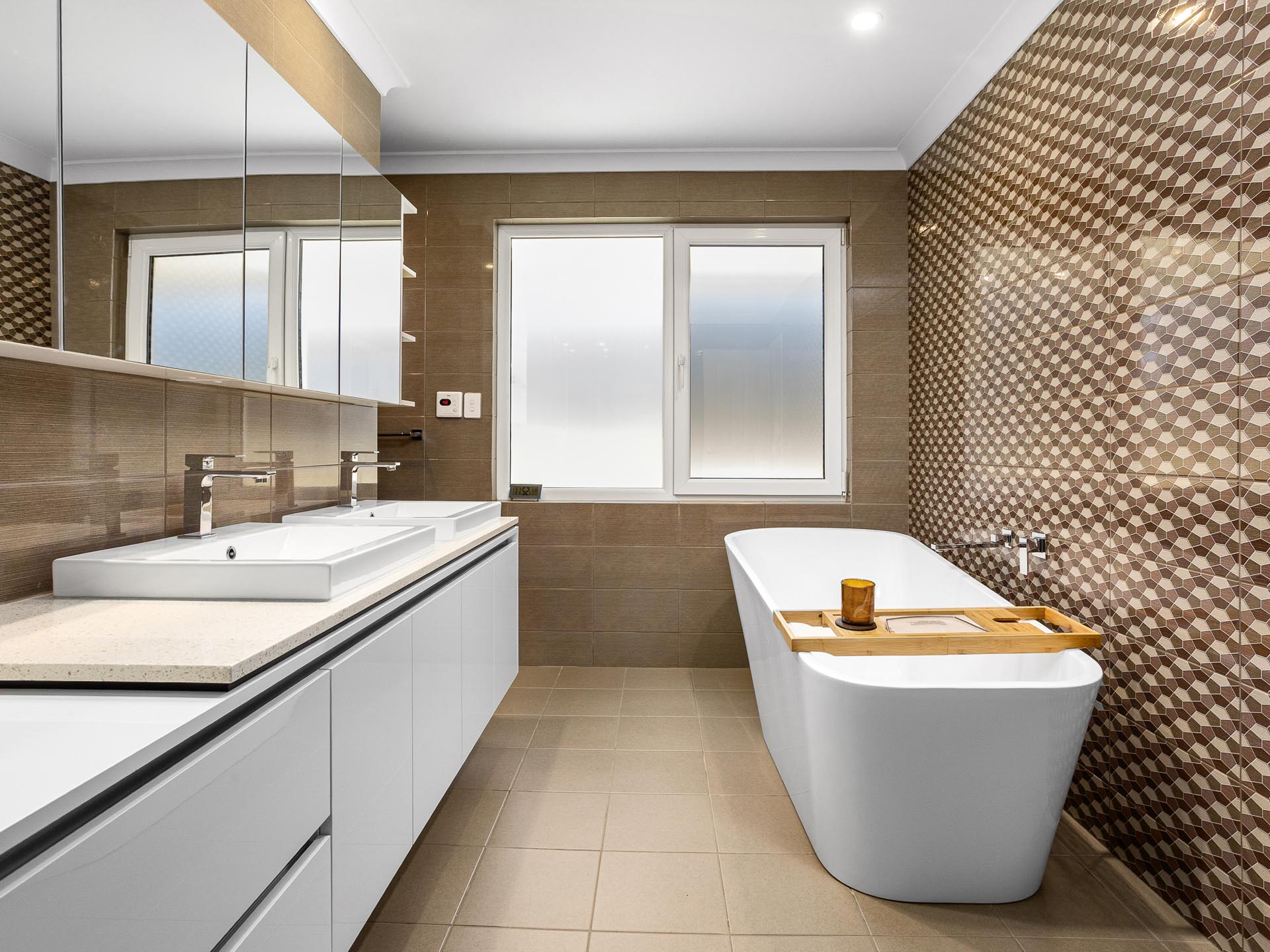 15 Yangebup Road, Yangebup WA 6164 - 14