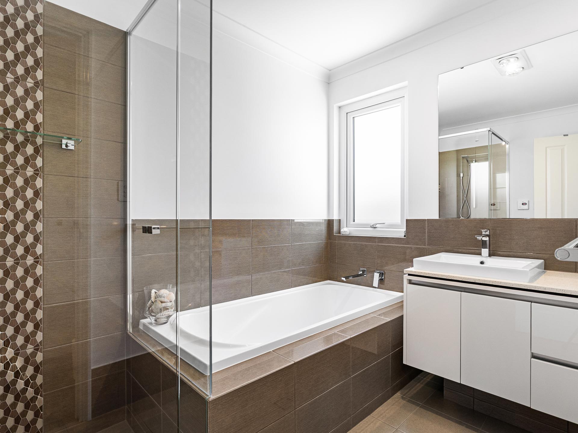 15 Yangebup Road, Yangebup WA 6164 - 18