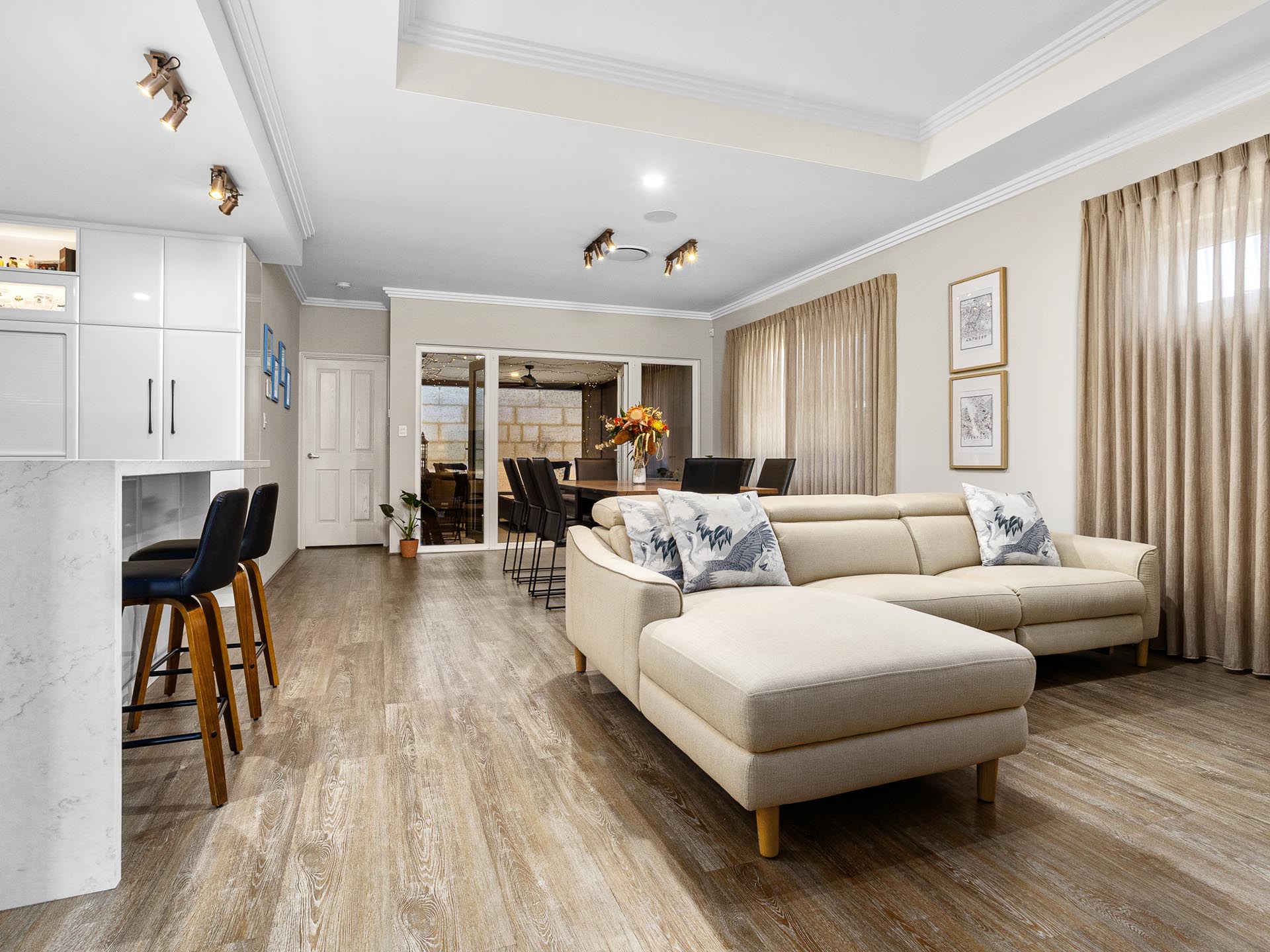 15 Yangebup Road, Yangebup WA 6164 - 4