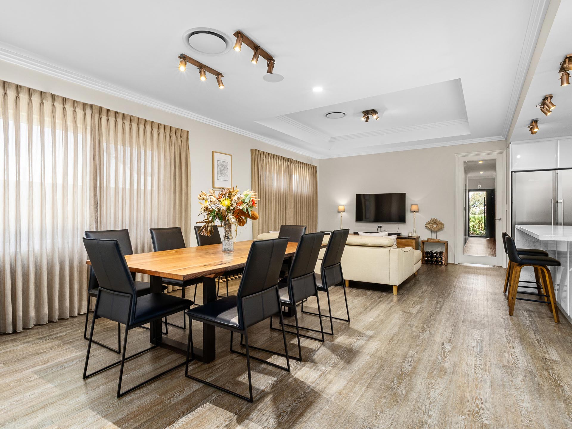 15 Yangebup Road, Yangebup WA 6164 - 9