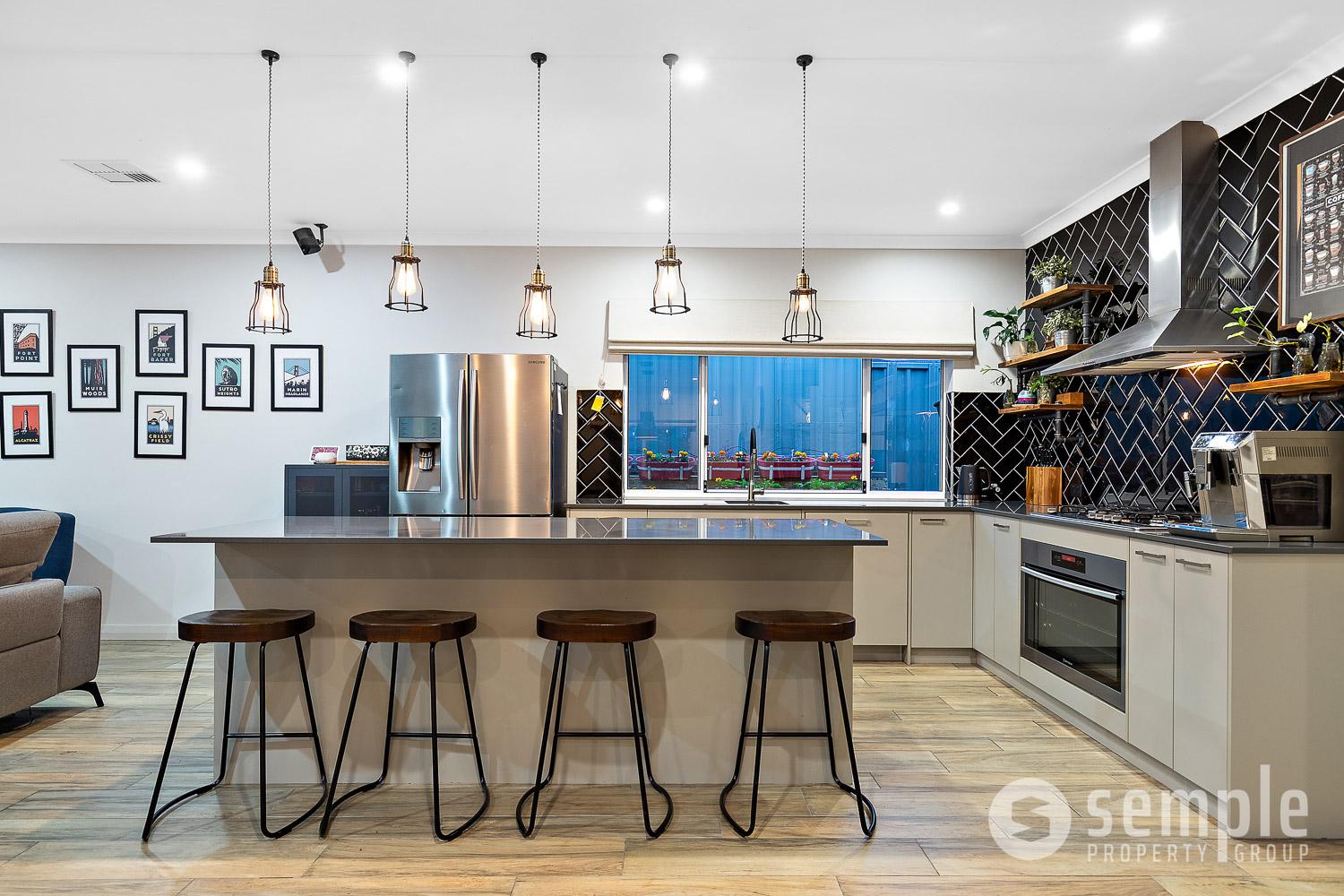 5 Hird Road, Success WA 6164 - 1