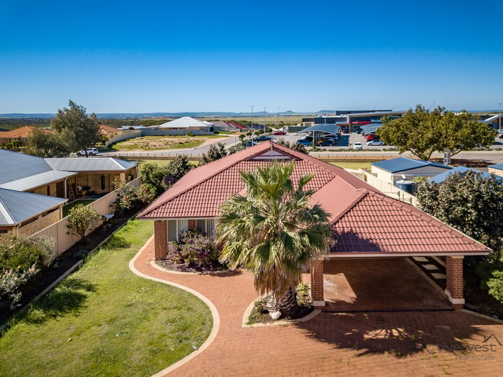 8 Fleetwing Street Wandina