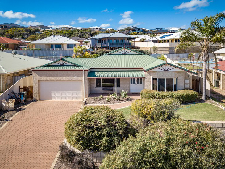 24 Oceanside Drive Wandina