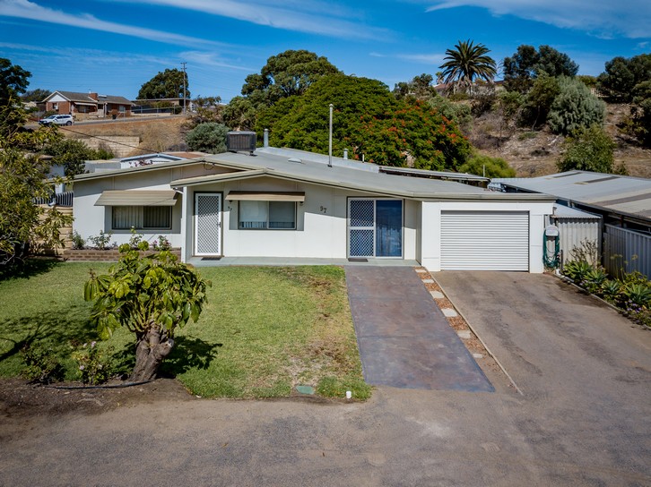 97 Ainsworth Street Geraldton