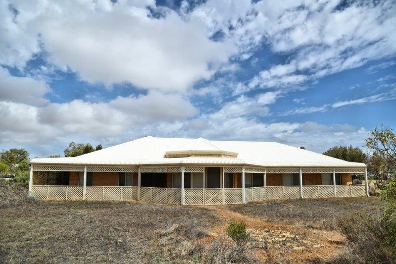 206 Eliza Shaw Drive White Peak